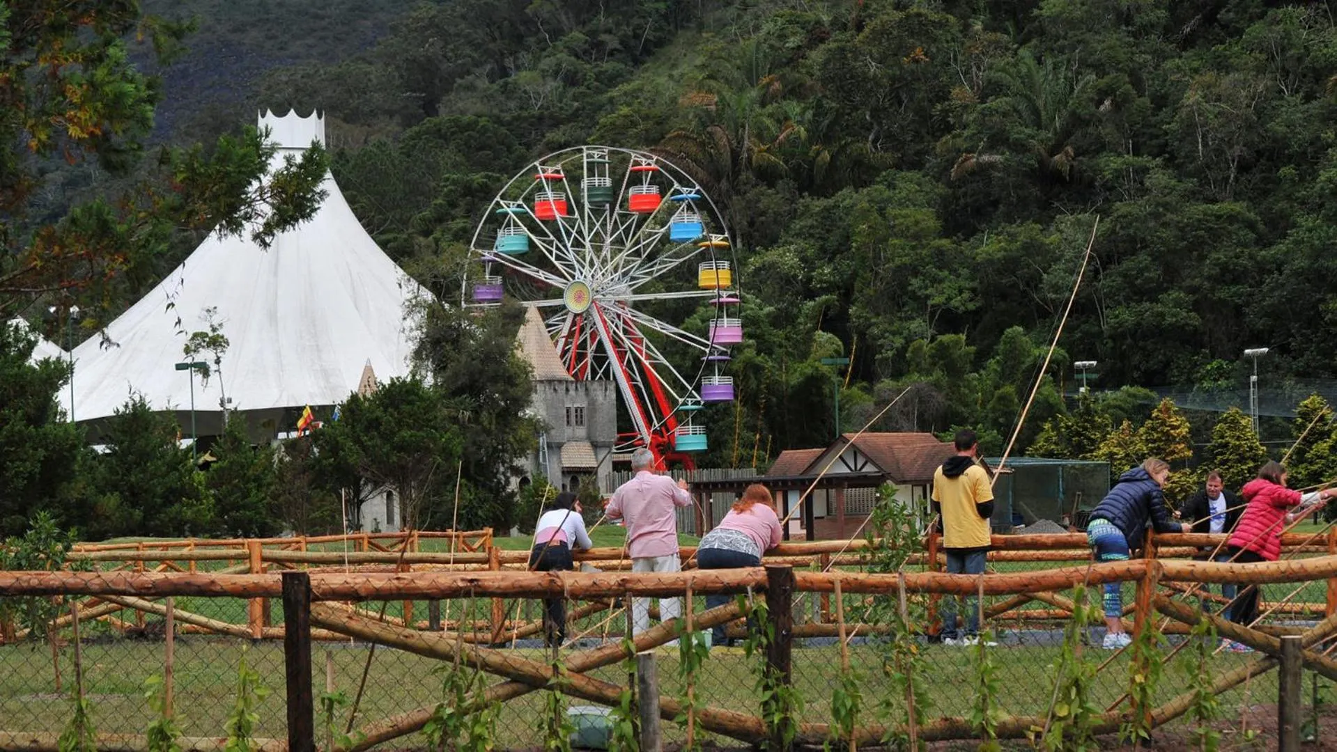 Hotel Magique Le Canton