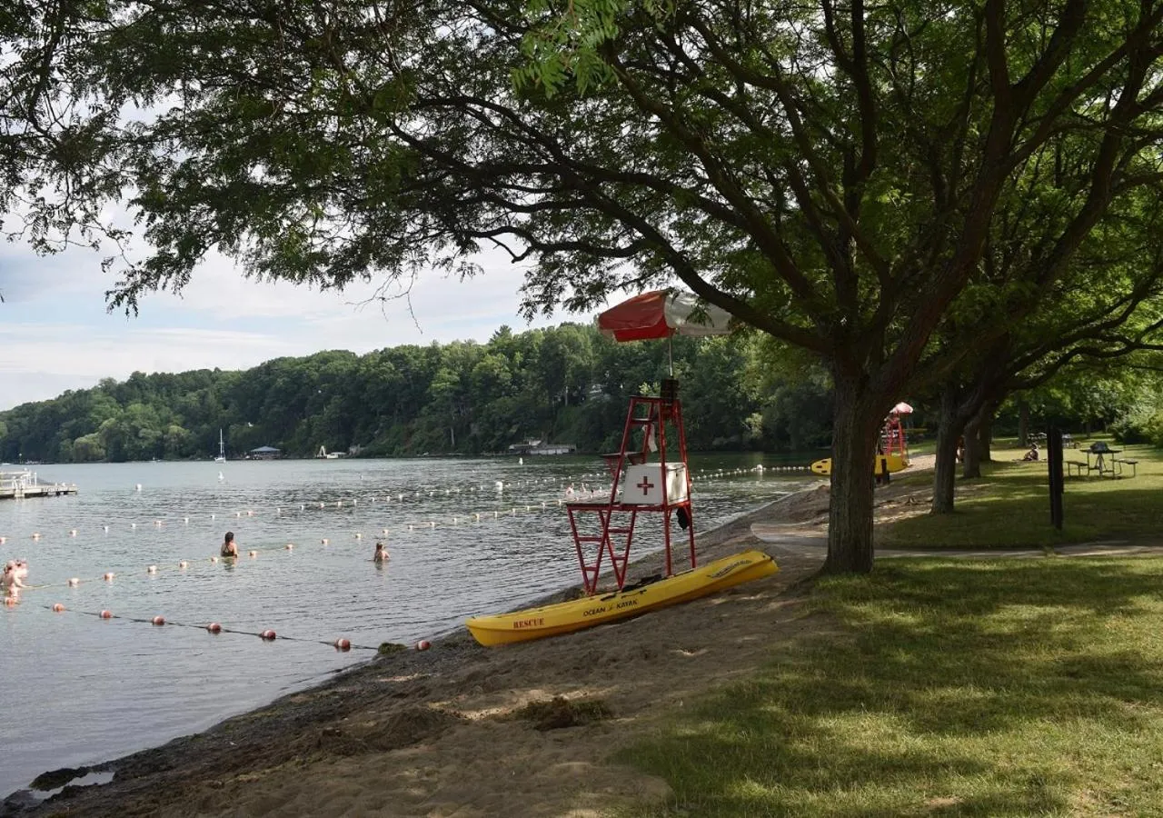 Lake view in Inn at Taughannock Falls