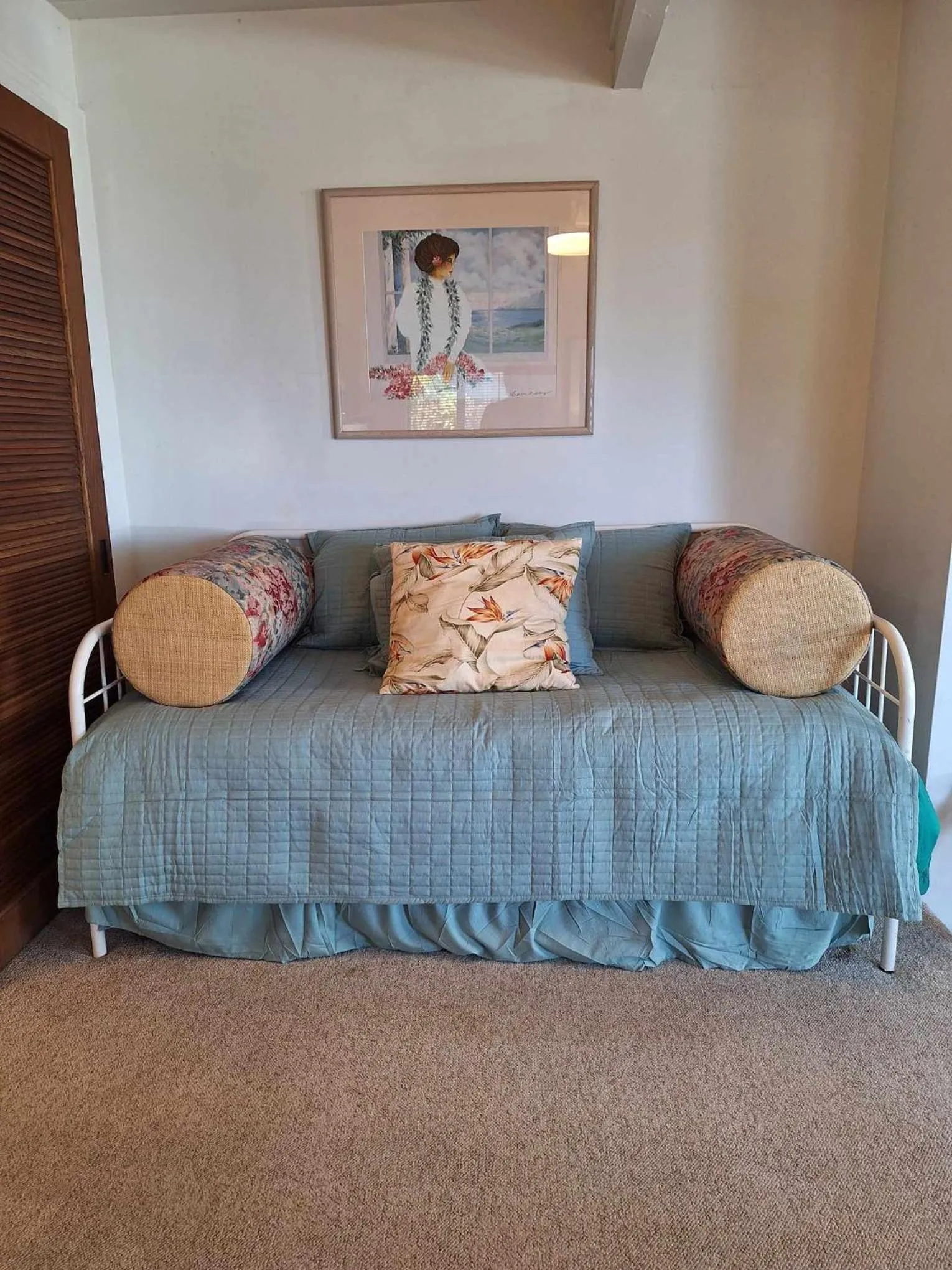 Bed in Belle Vue Waimea B&B Corporation - Big Island of Hawaii