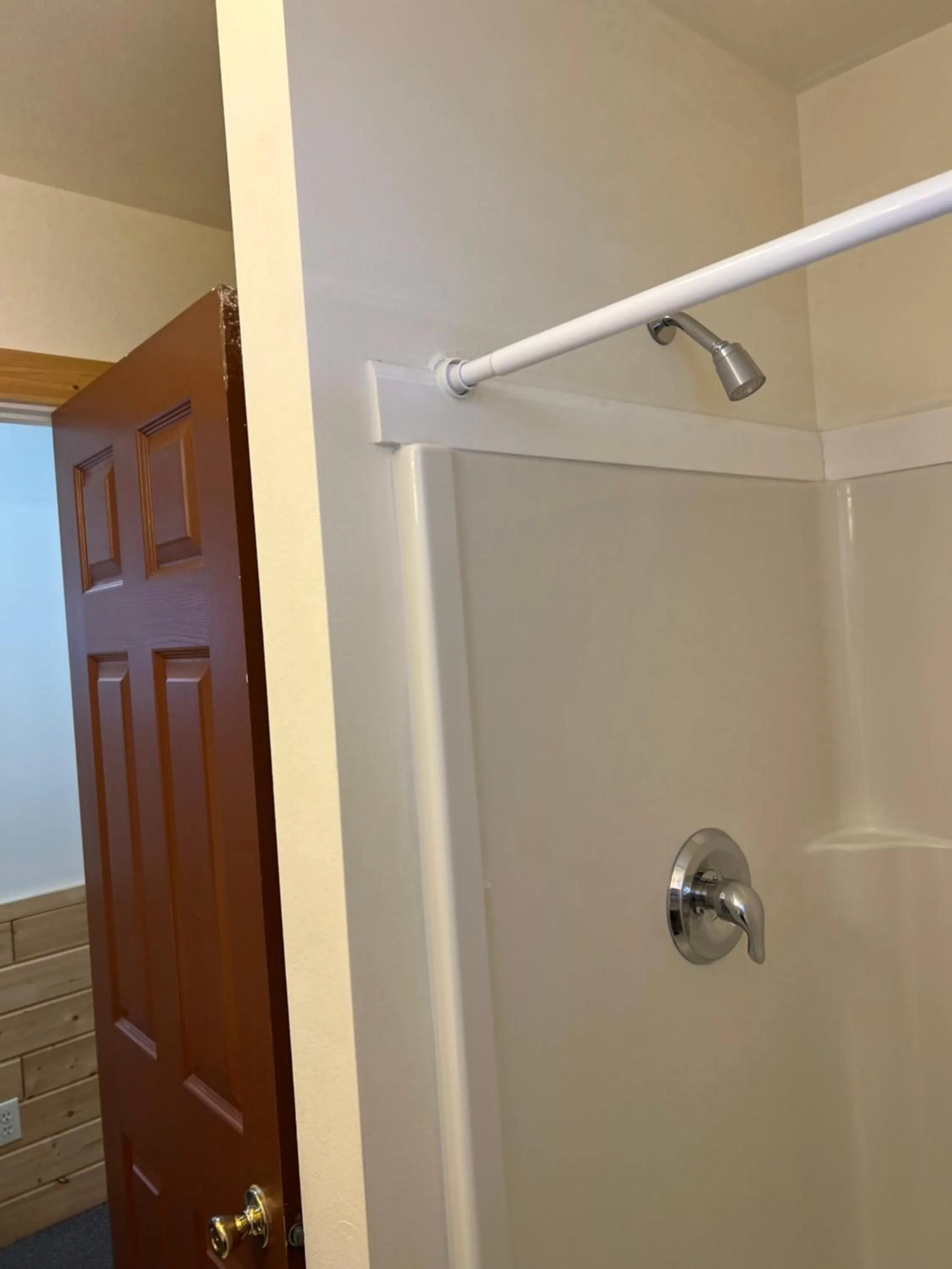 Shower in Faithful Street Inn