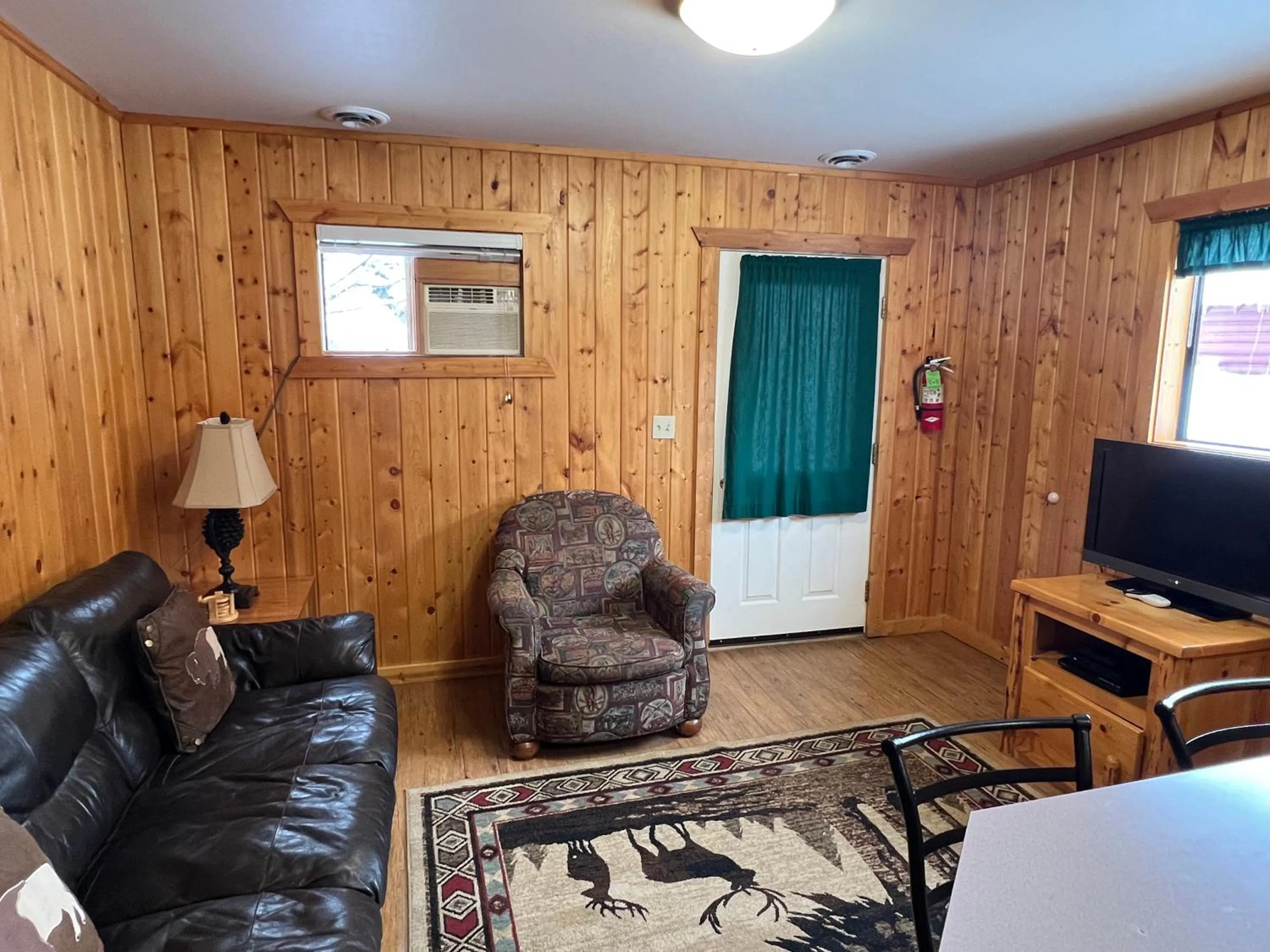 TV and multimedia in Faithful Street Inn