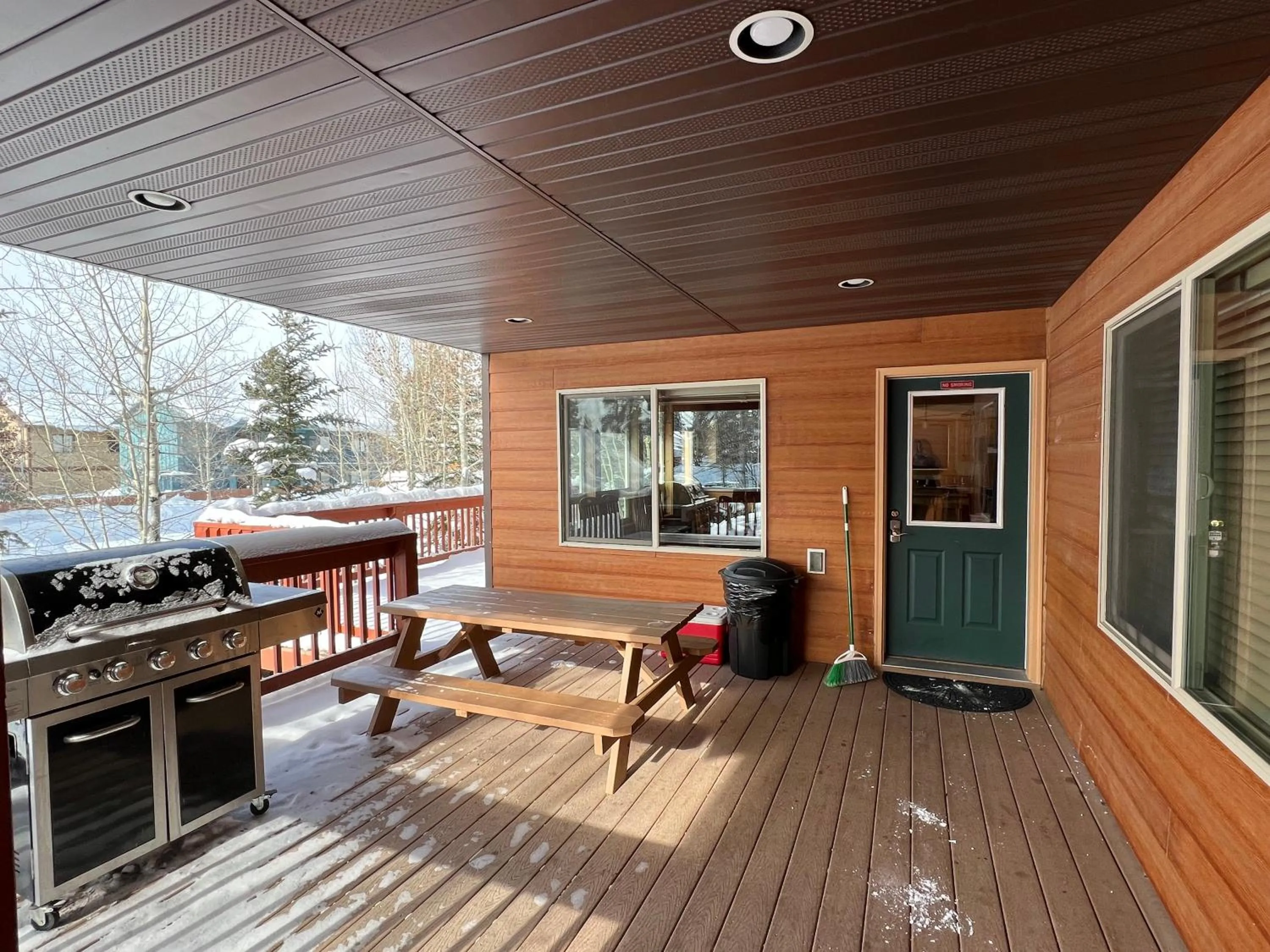 Patio in Faithful Street Inn