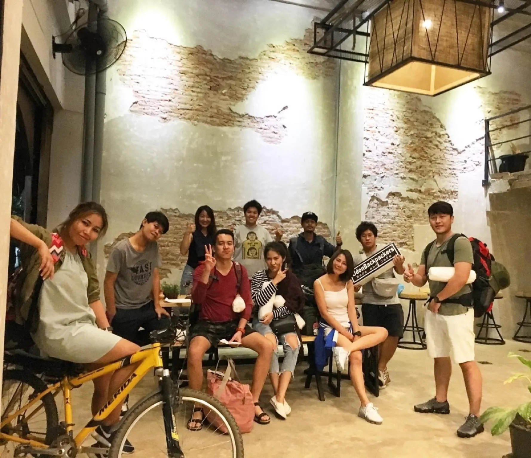 UdonBackpackers Beds and Cafe