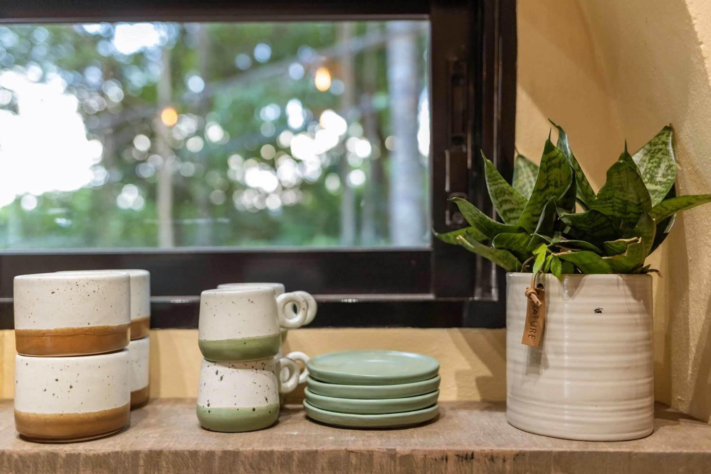 Kitchen or kitchenette in Indie Beach Bungalows