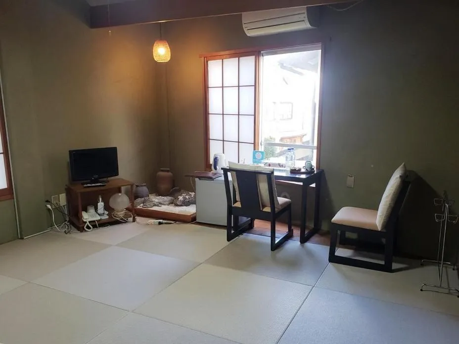 Shiroyama Ryokan