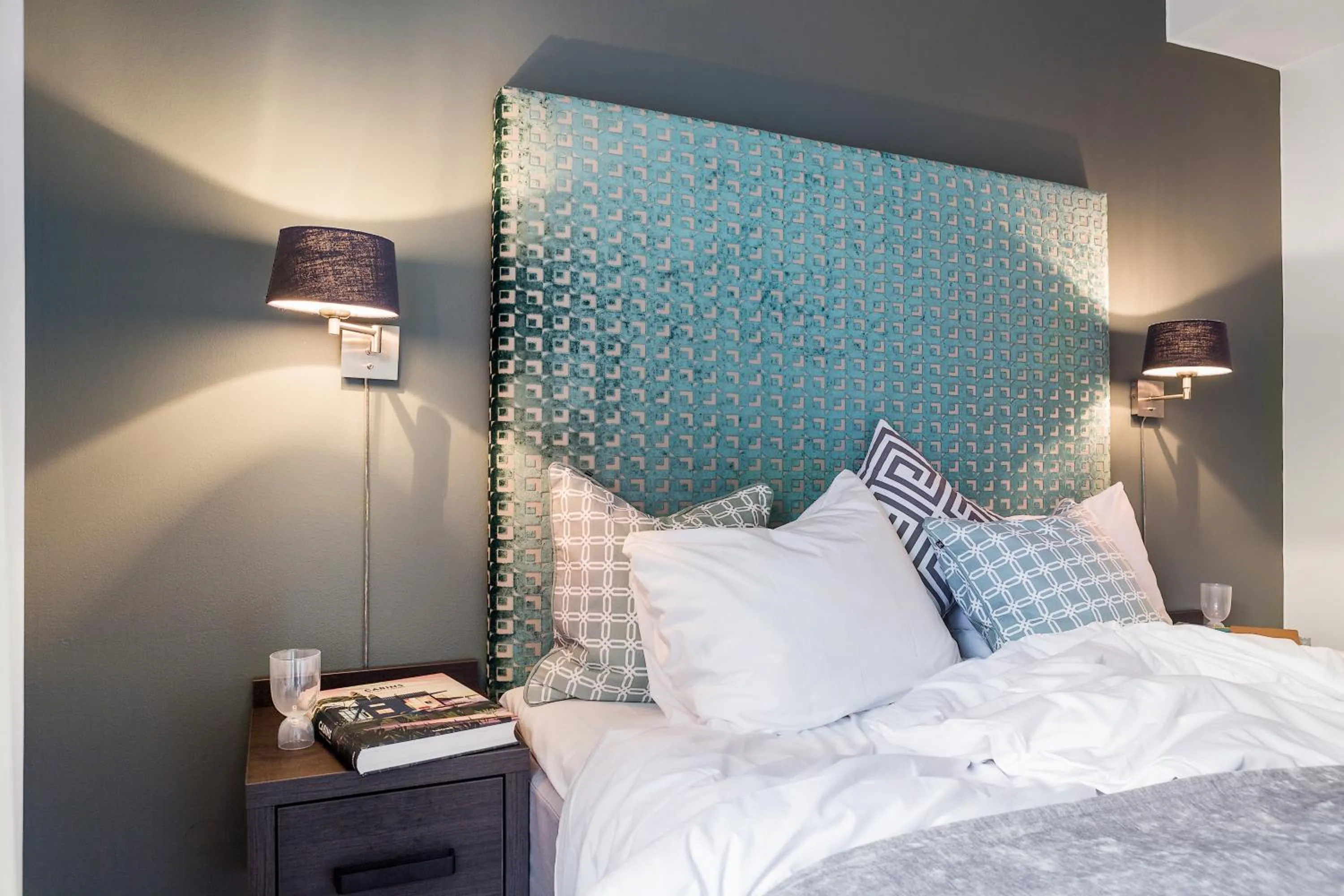 Bedroom, Bed in Frogner House - Vika