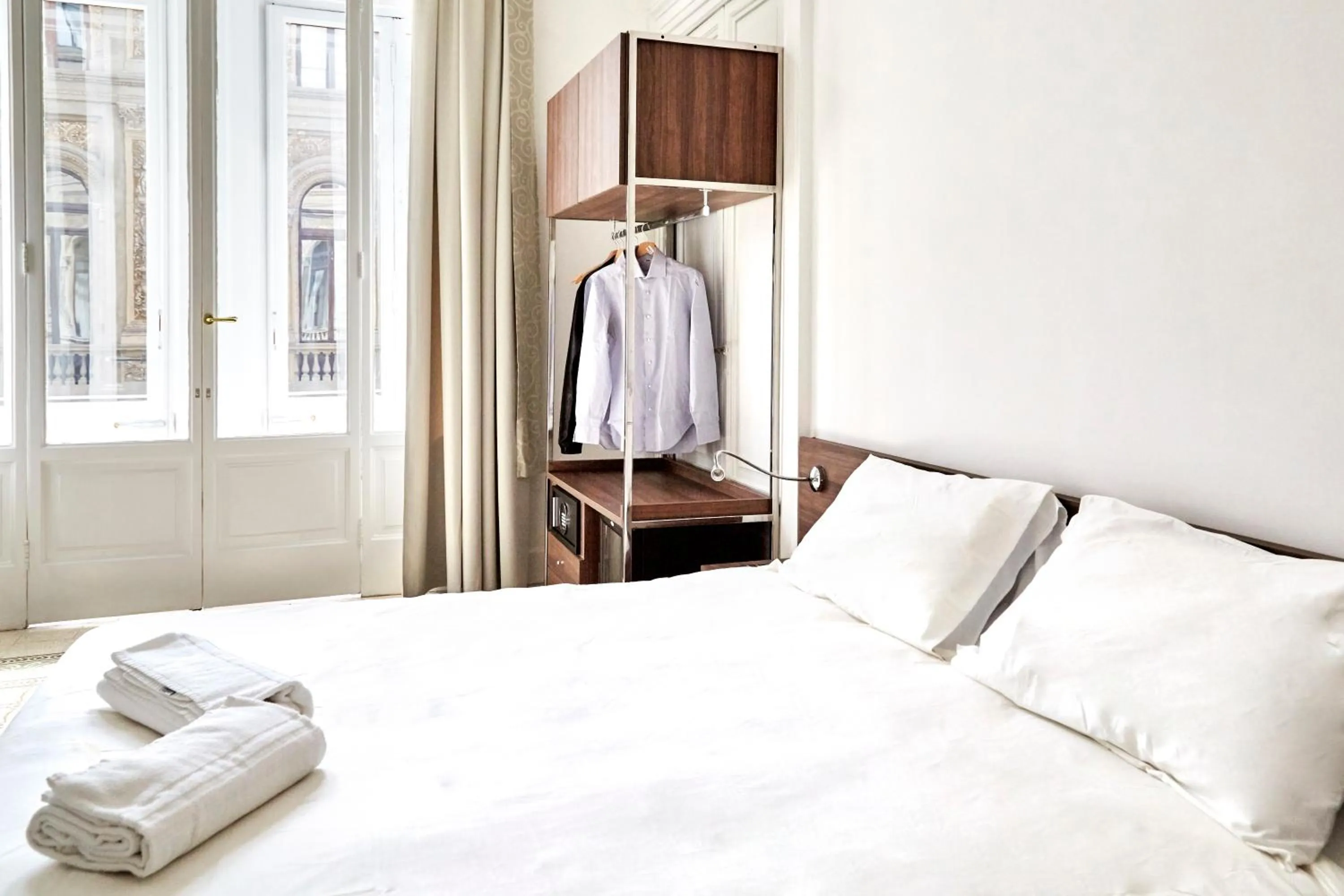 Bedroom, Bed in Maison Toledo 210