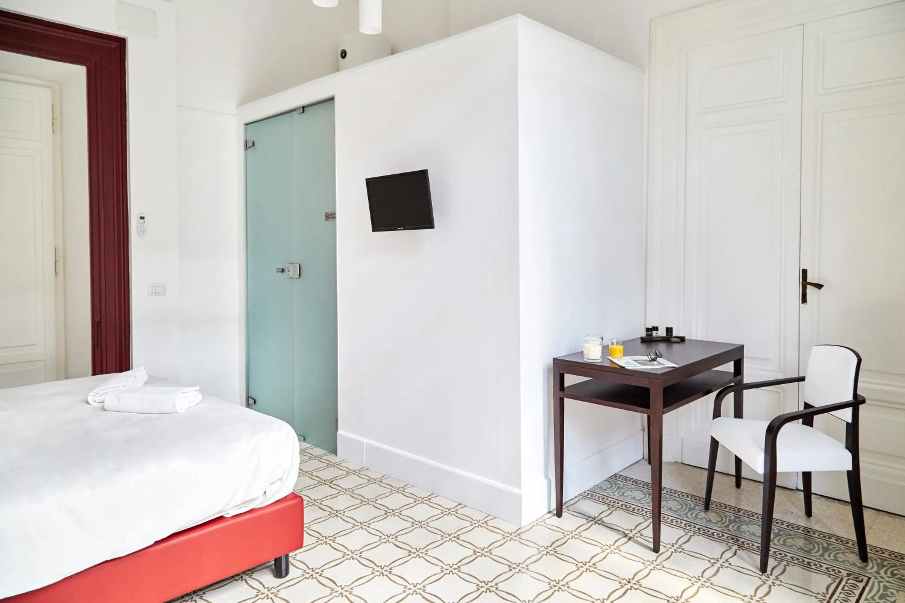 Bedroom, Bed in Maison Toledo 210