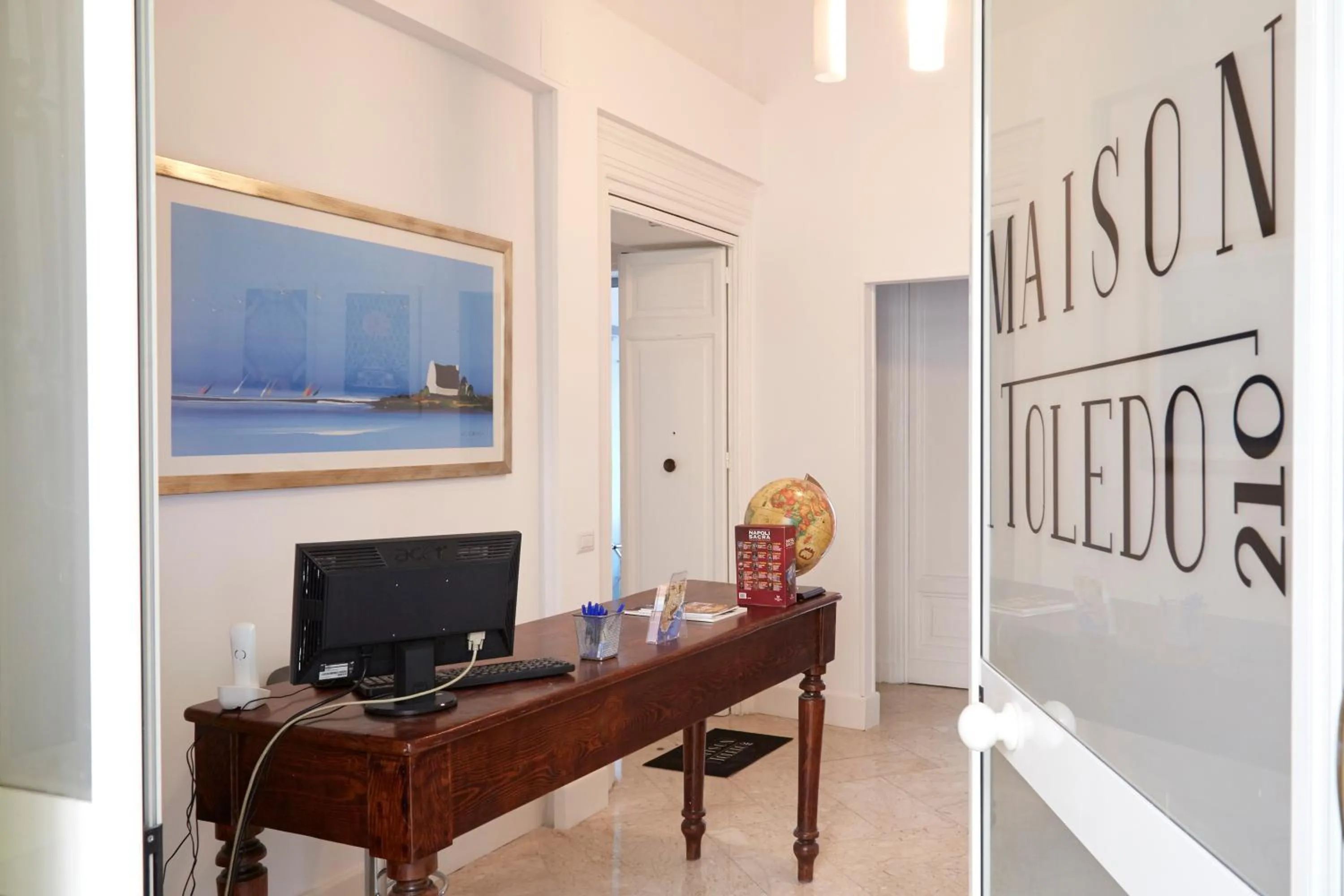 Lobby or reception in Maison Toledo 210