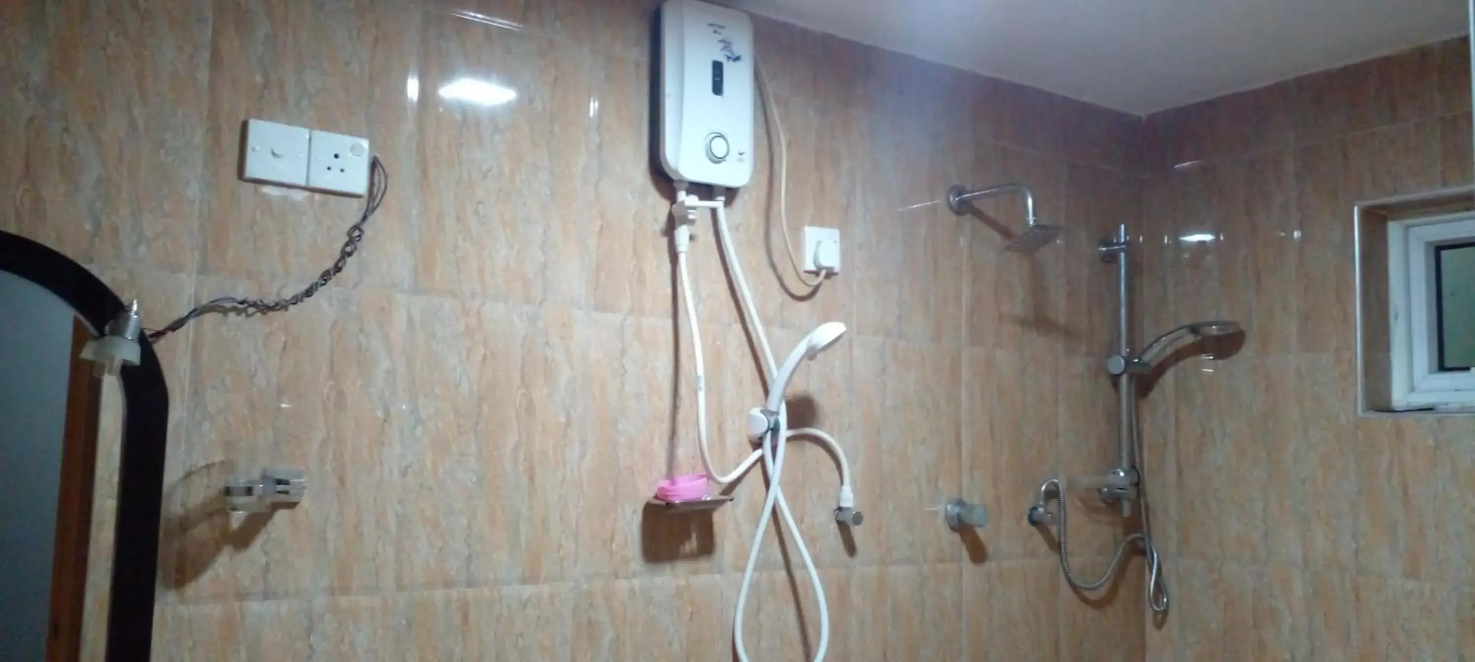 Double Room with Private Bathroom in Ajith Rest Double Room with Private Bathroom in Ajith Rest