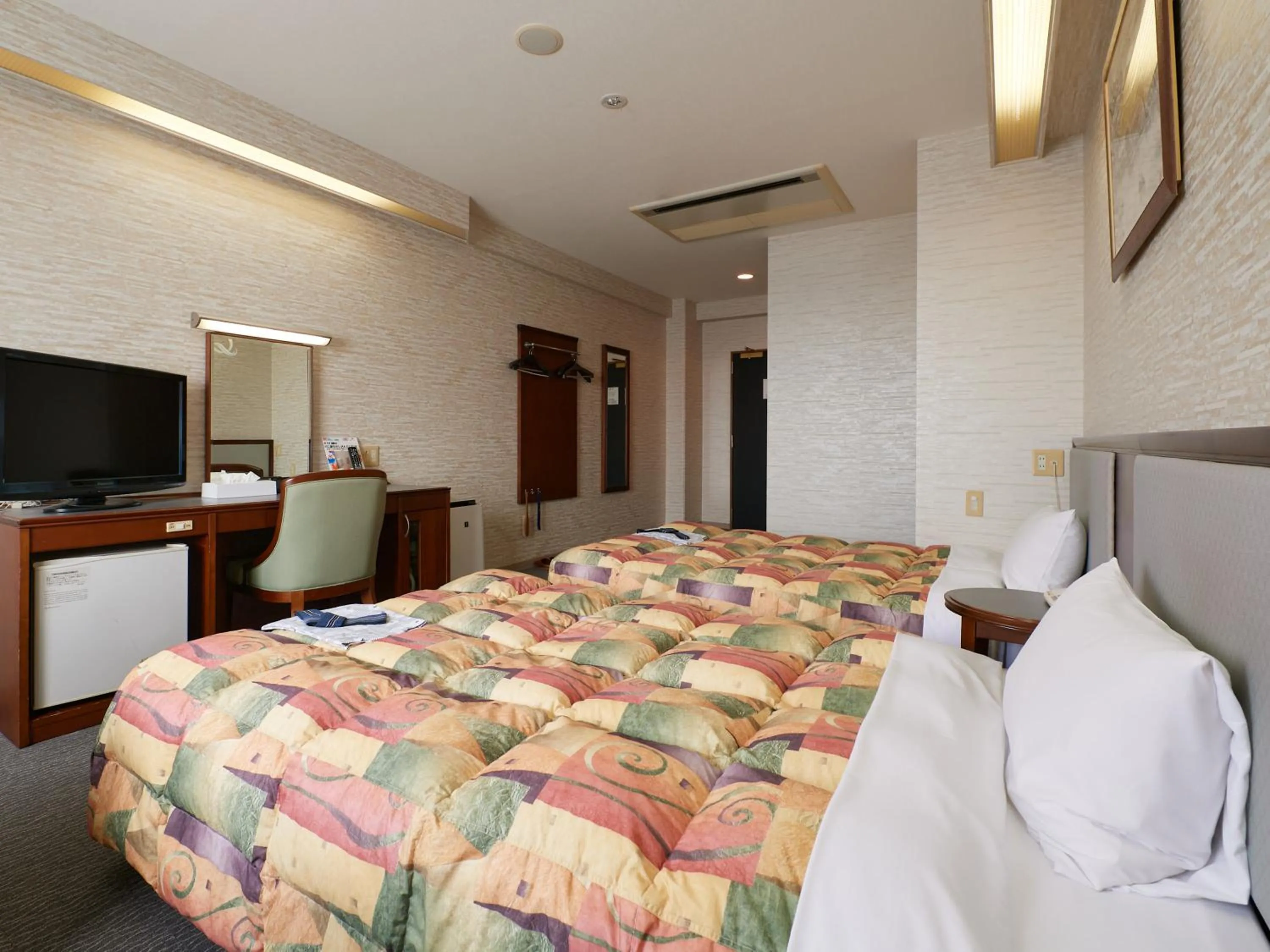 Photo of the whole room, Bed in Gamagori Hotel