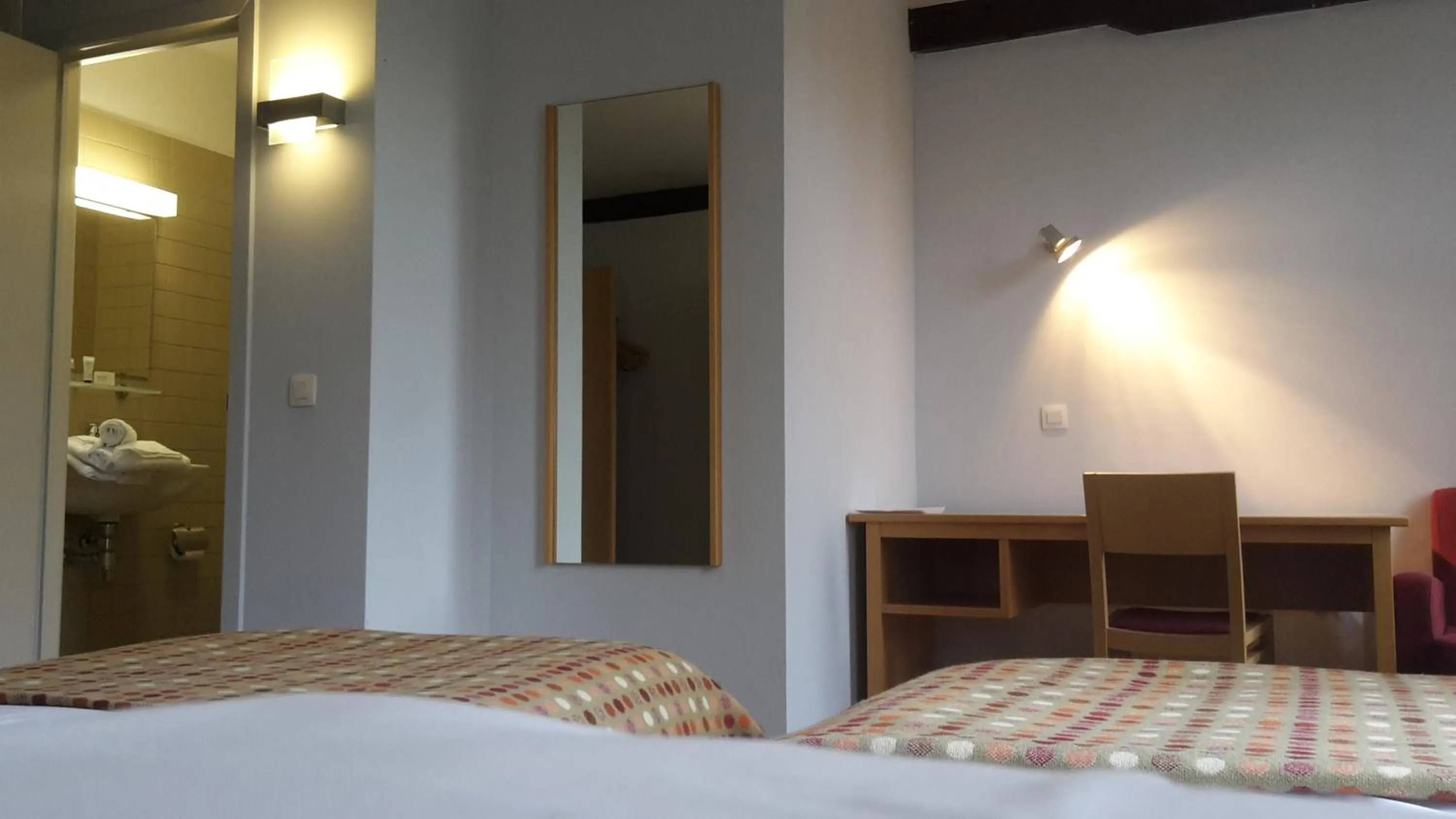 Property building, Bed in Irish College Leuven