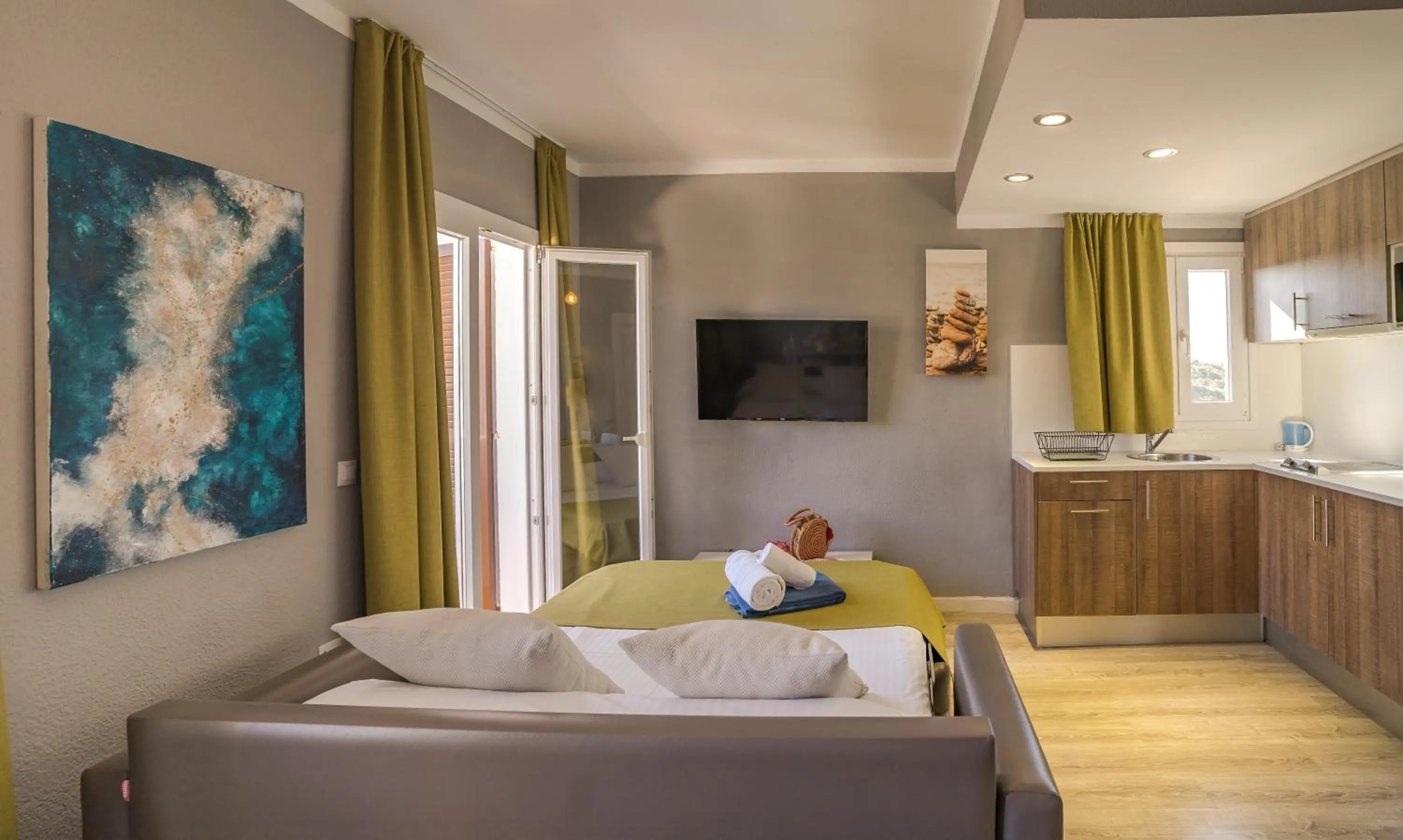 Bed in Aparthotel Nelva Resort