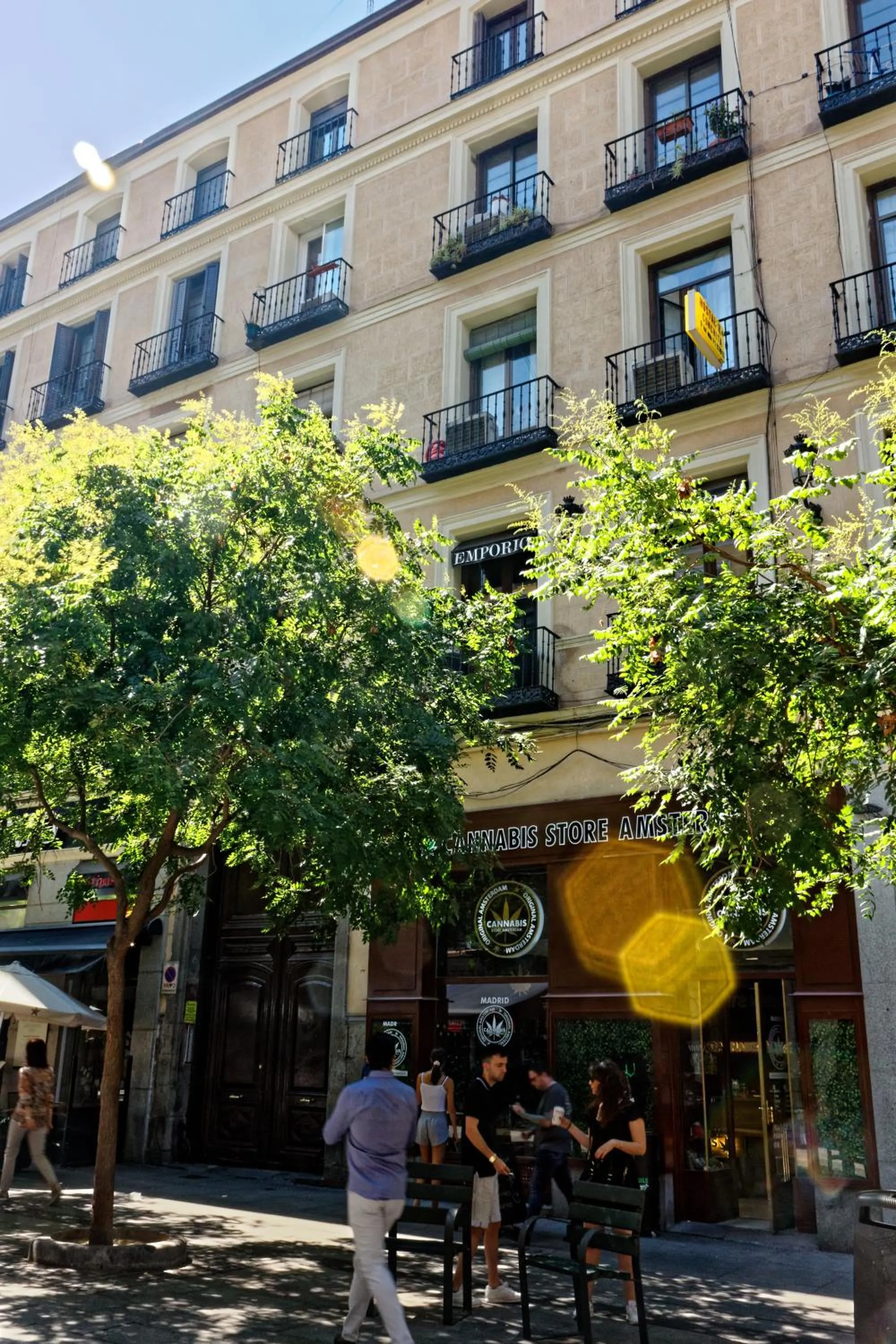 Property building in Arenal Suites Preciados