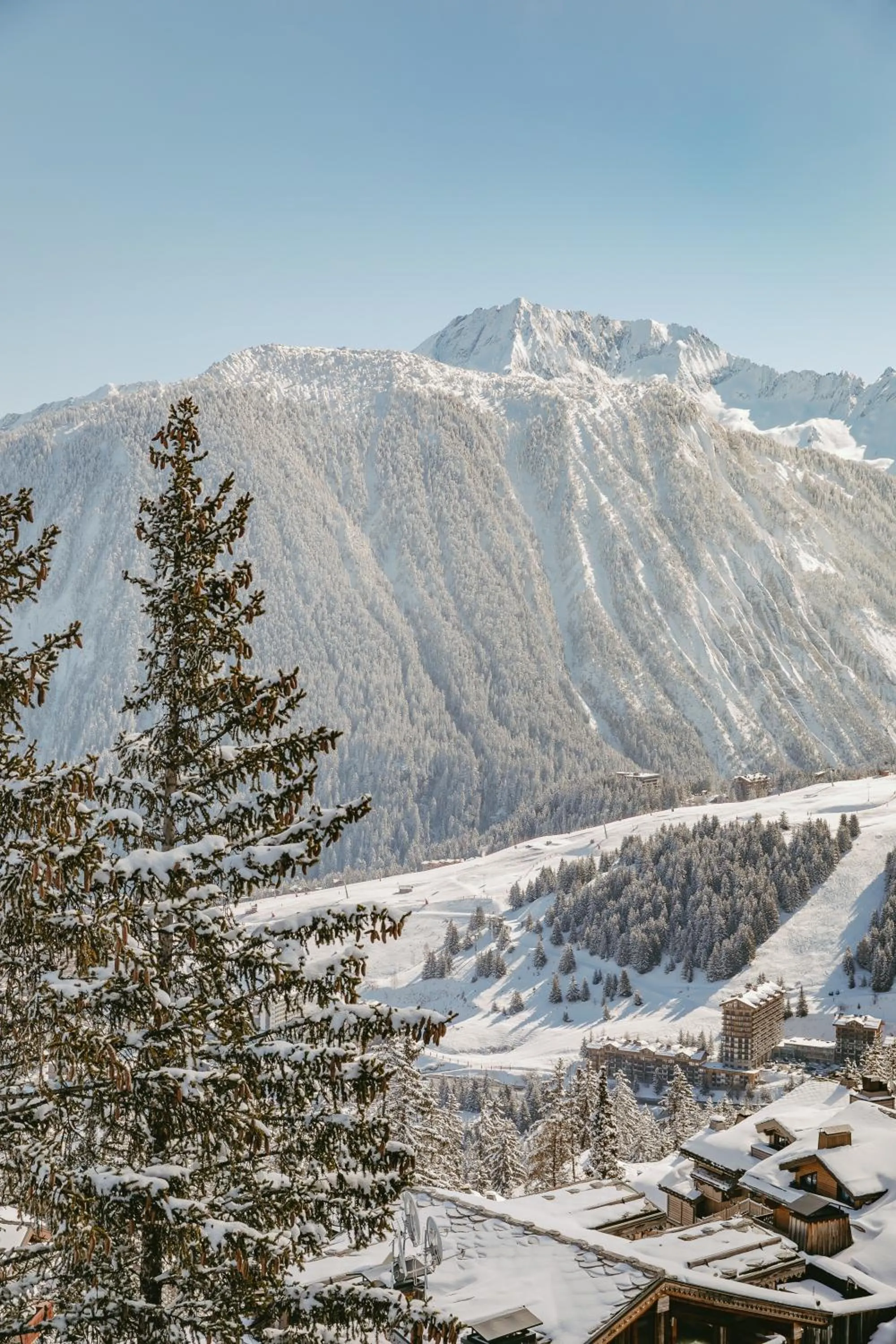 Mountain view in Hôtel Barrière Les Neiges Courchevel