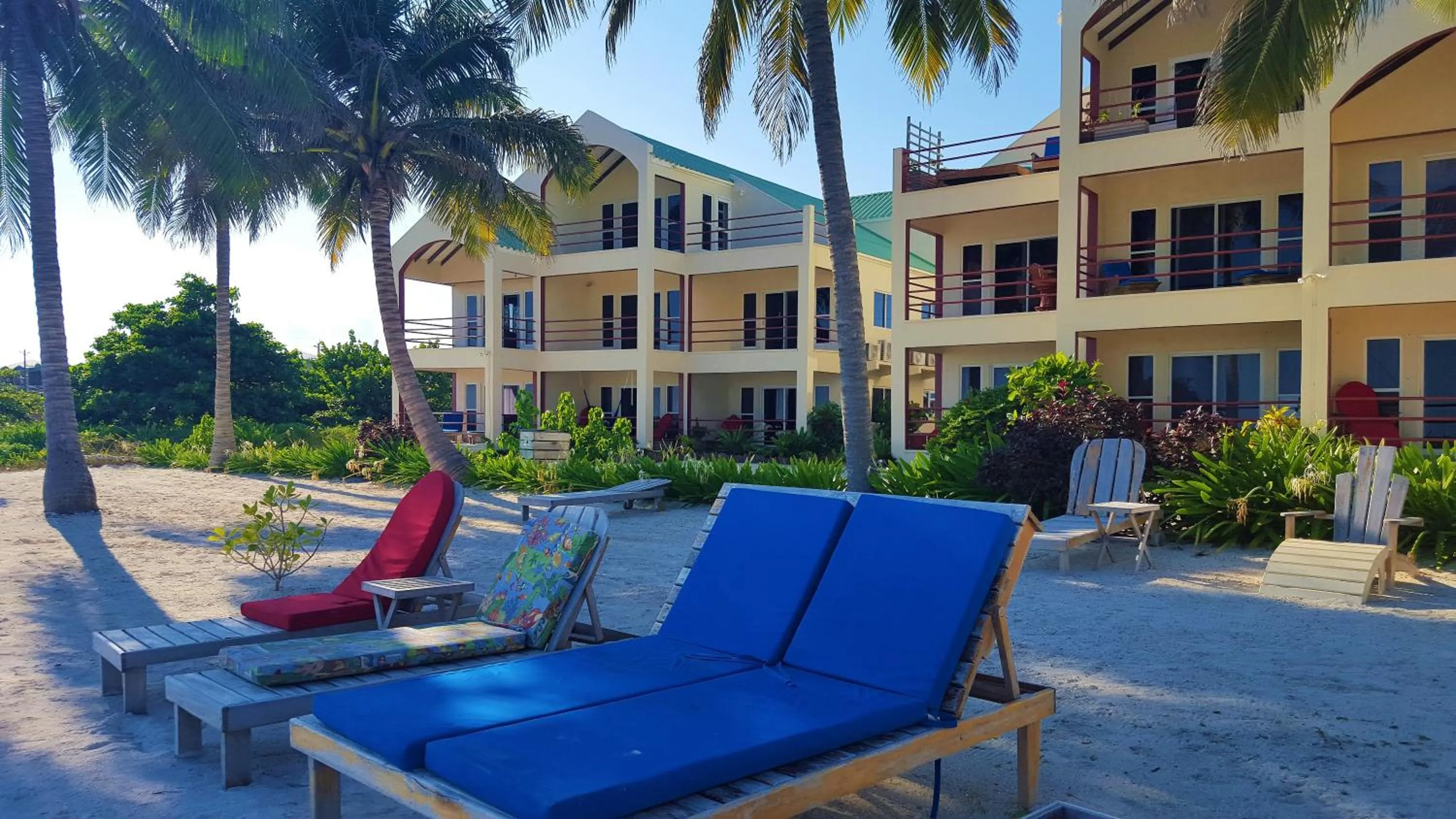 Property building in Tres Cocos Resort