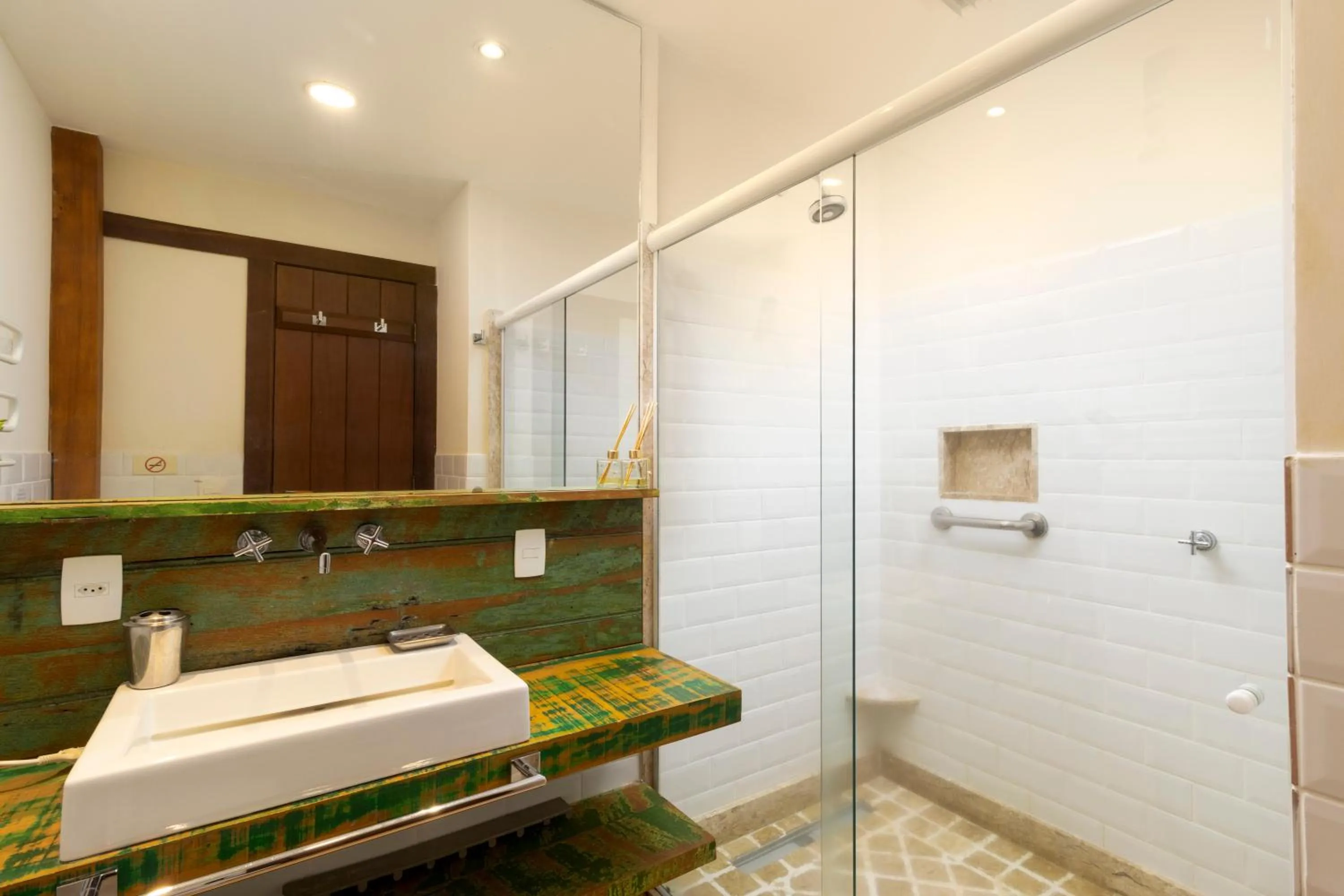 Shower in Spa Posse do Corpo