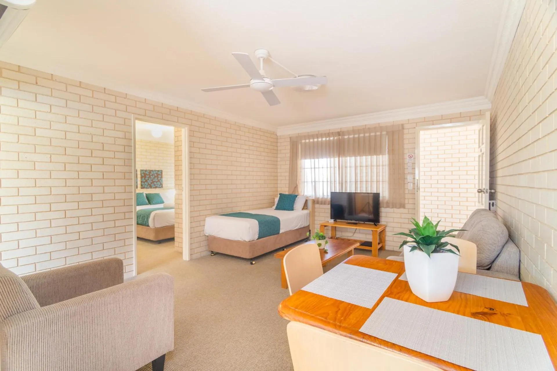 Living room in Santa Fe Motel and Holiday Units