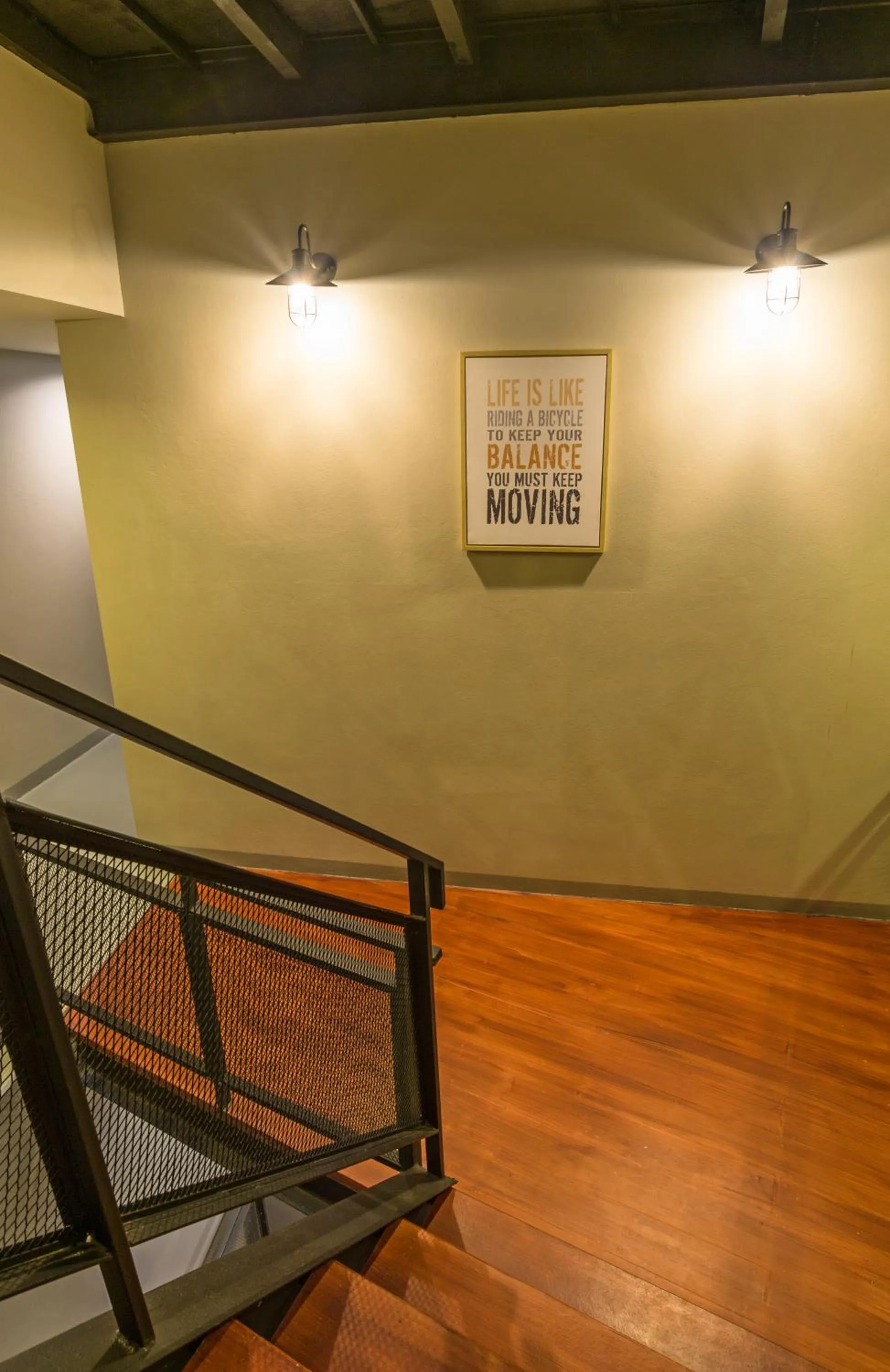 Decorative detail in Srisuksant Square