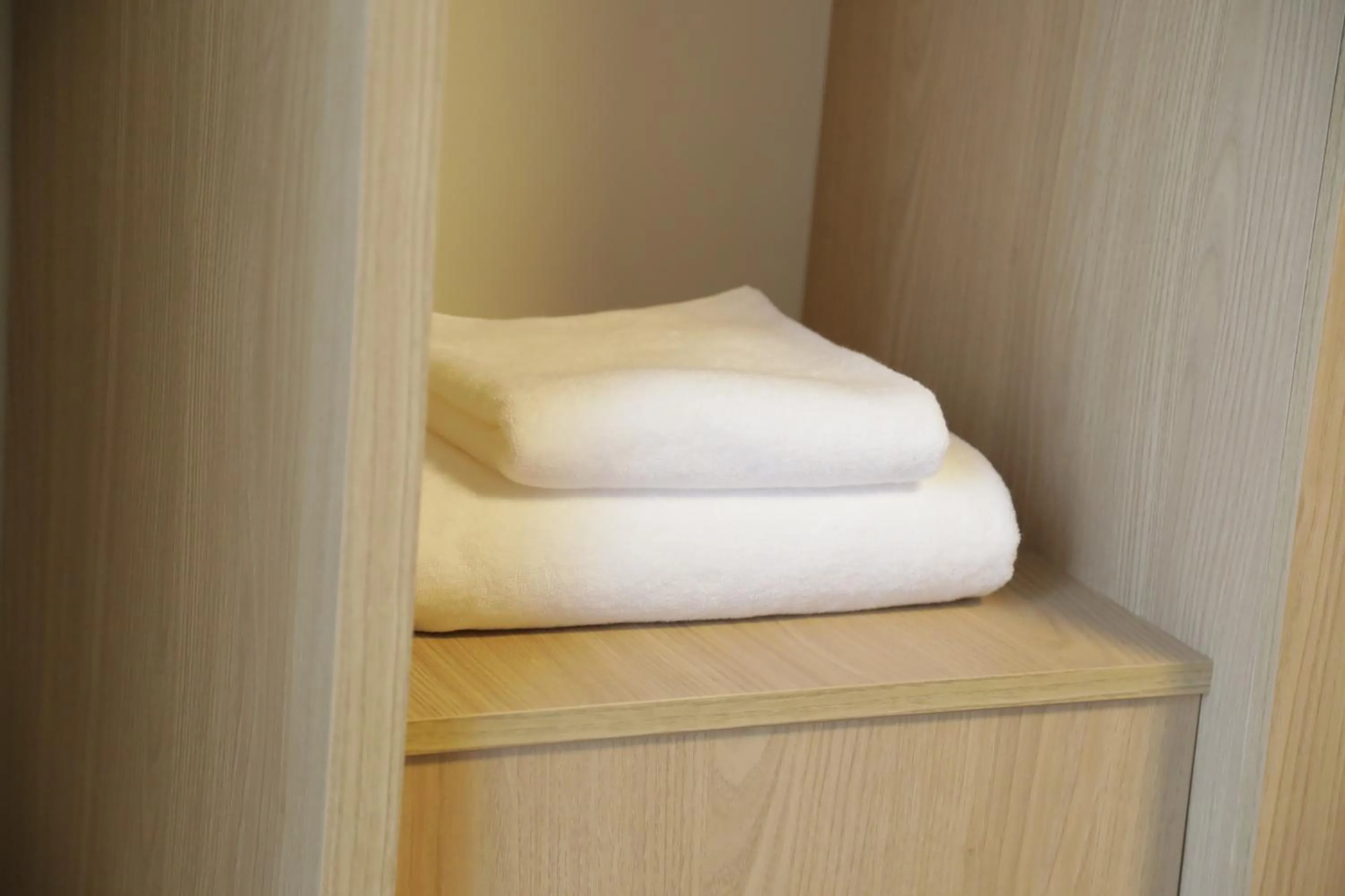 wardrobe, Bed in Oda Hotel Tirana