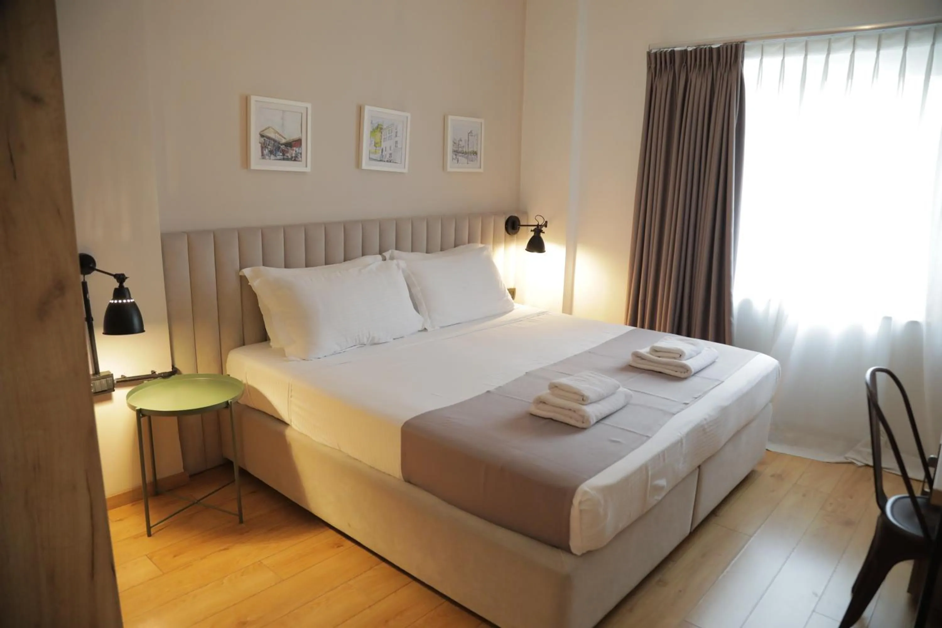 View (from property/room), Bed in Oda Hotel Tirana