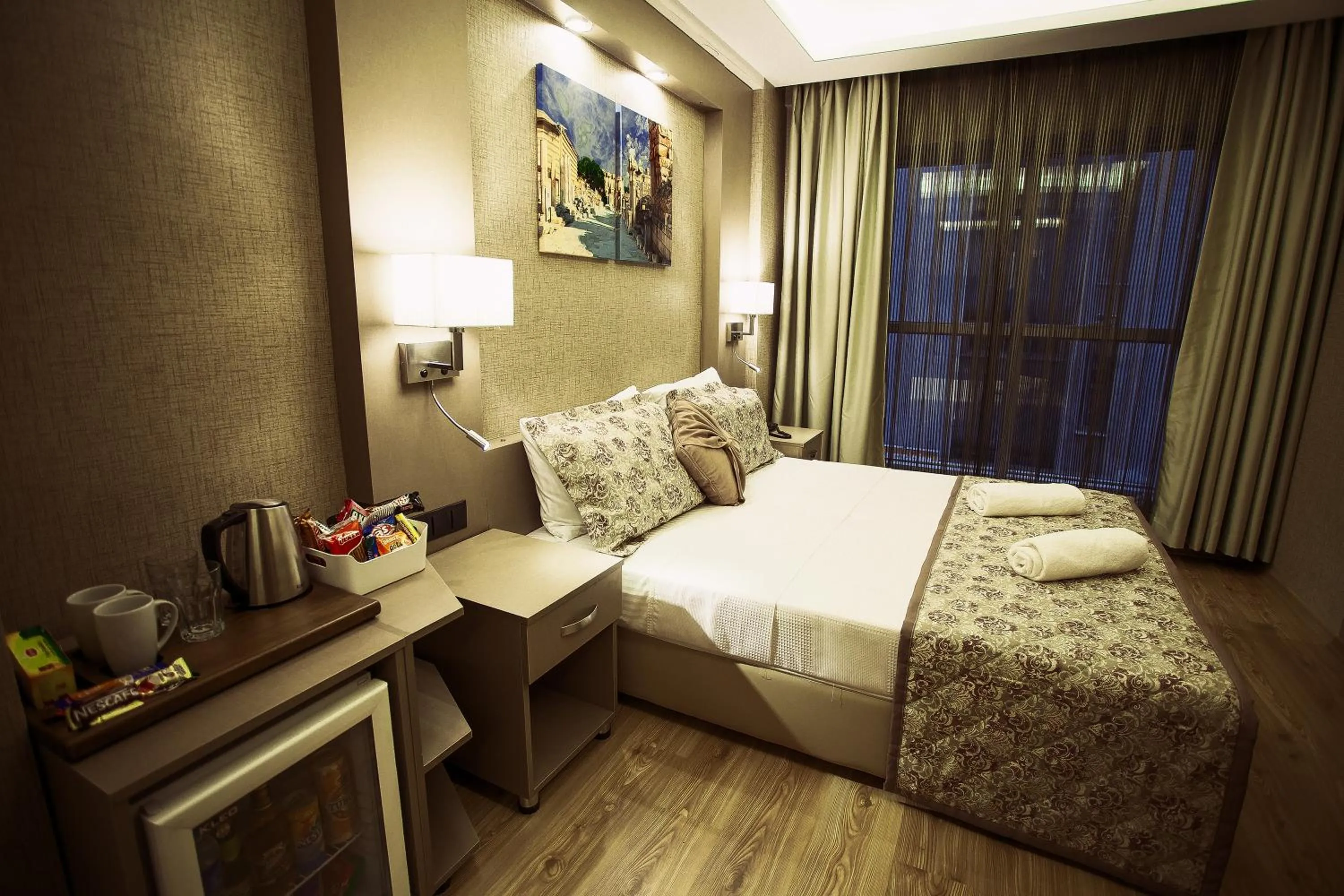 Bedroom, Bed in Hotel Iz