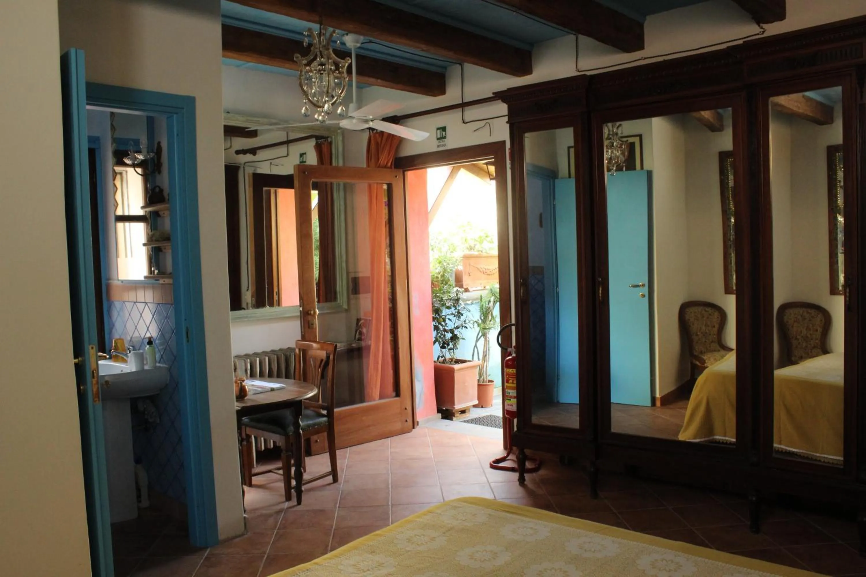 Photo of the whole room, Bed in La Scaletta