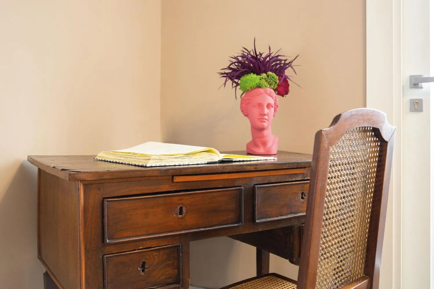 Lobby or reception in That's Napoli