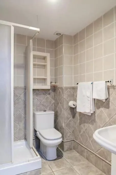 Photo of the whole room in Ca la Gloria