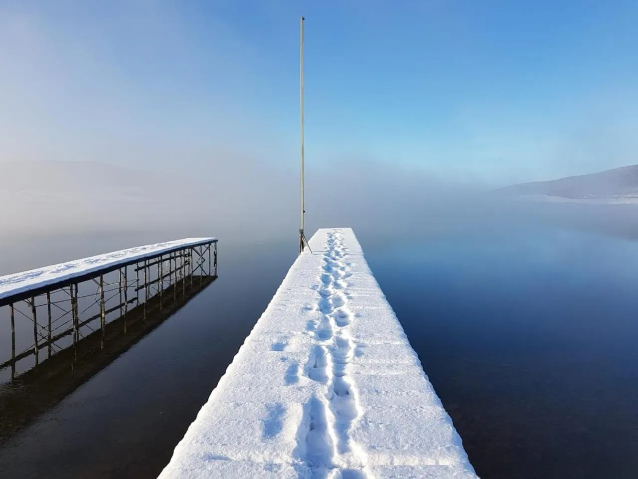 Natural landscape in Laguna Beach Club Bazaleti Lake
