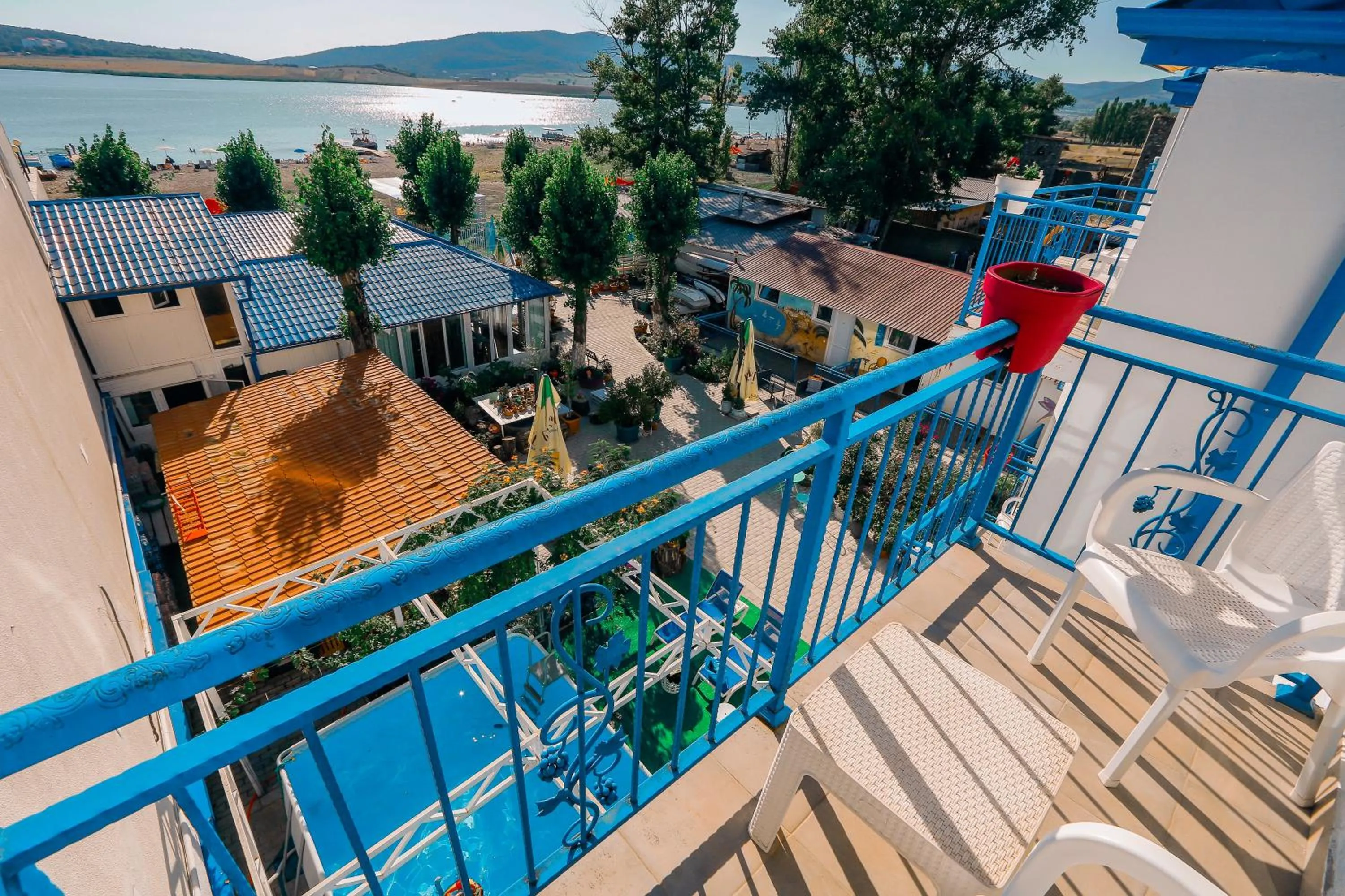 Balcony/Terrace in Laguna Beach Club Bazaleti Lake