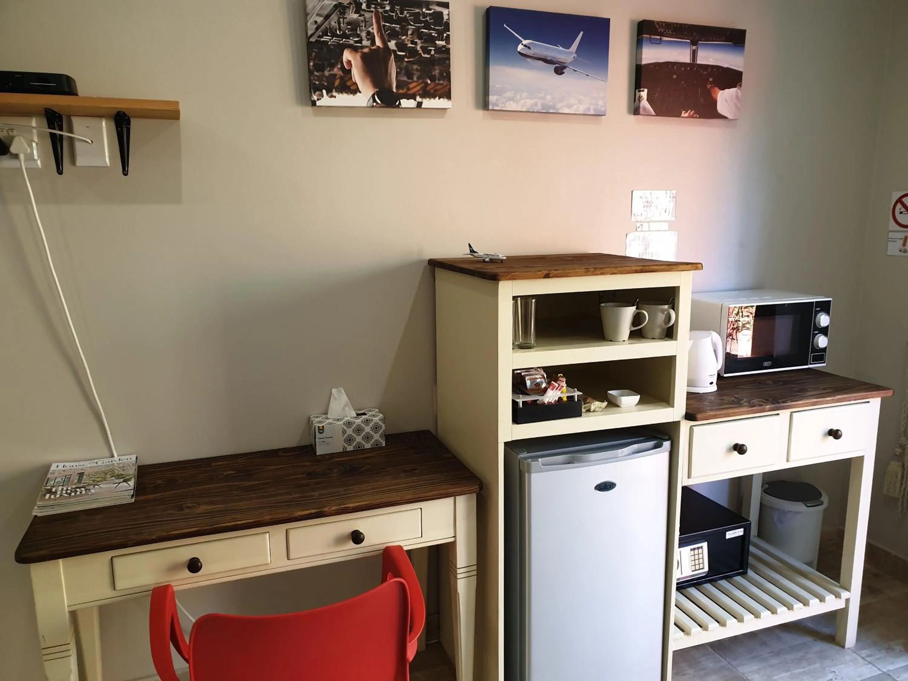 Coffee/tea facilities in Dilisca Guesthouse