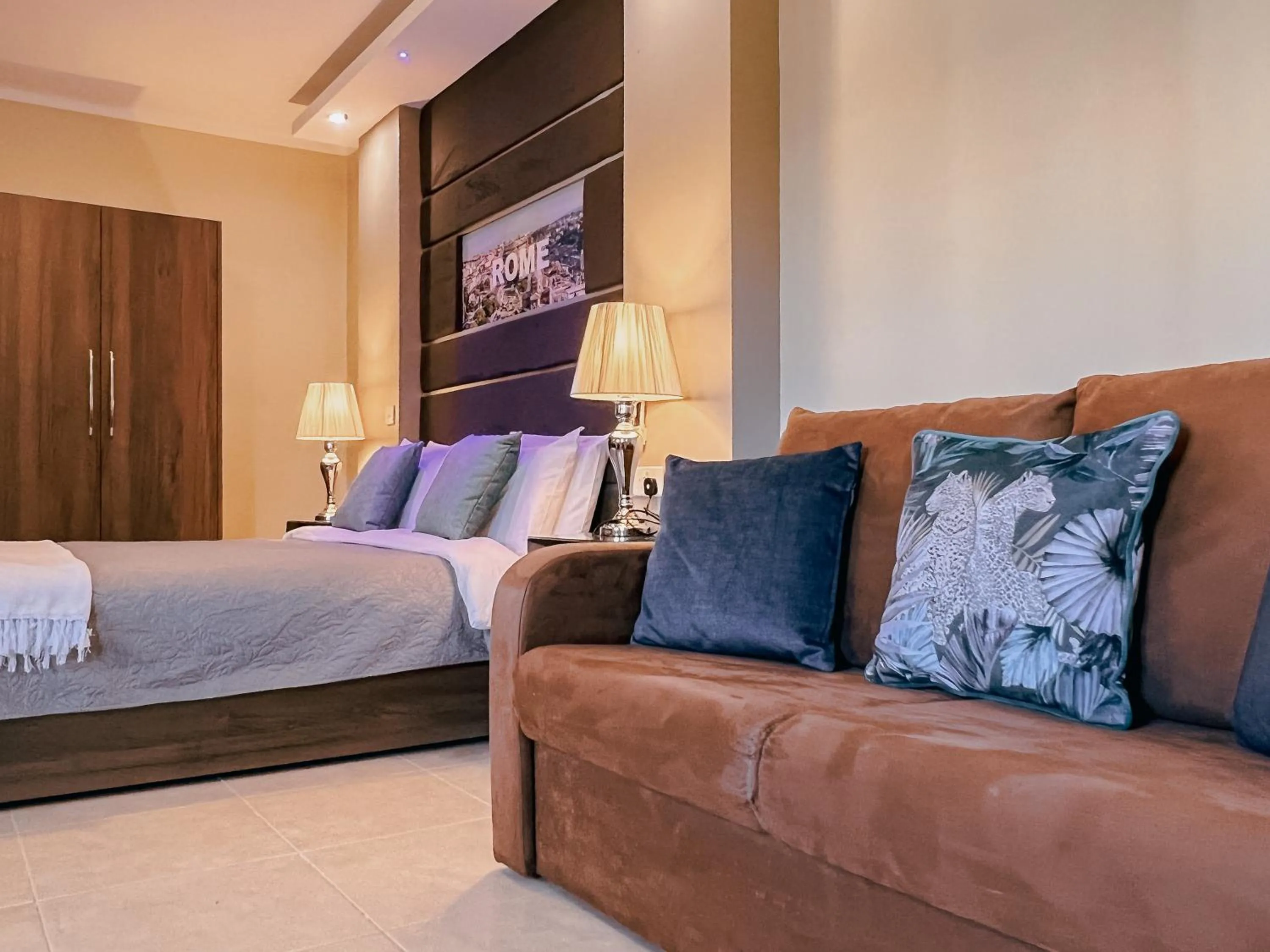 Triple Room with Garden View in IL-Gardjola Bed and Breakfast