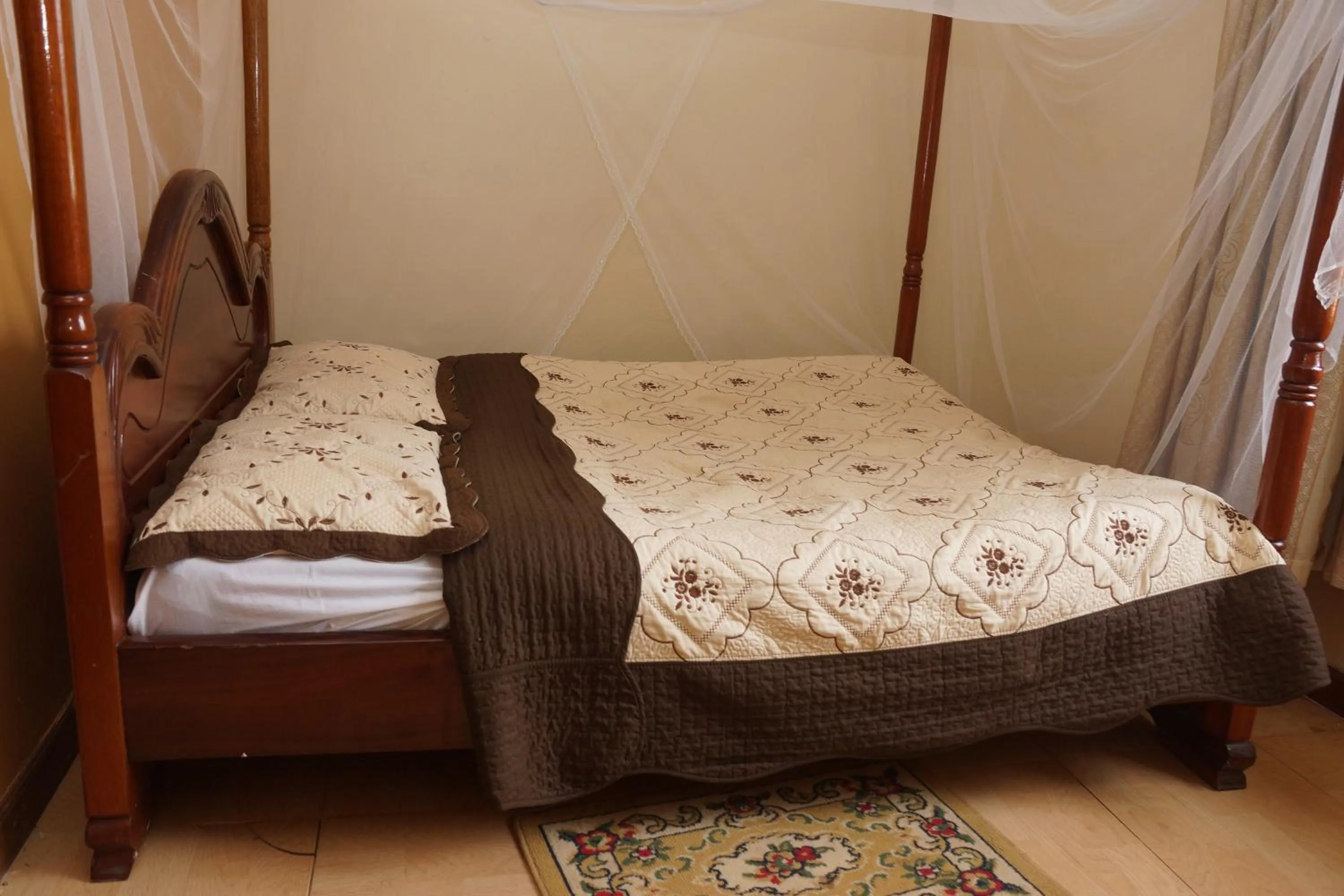 Photo of the whole room in Florida Hotel Zaana Kampala