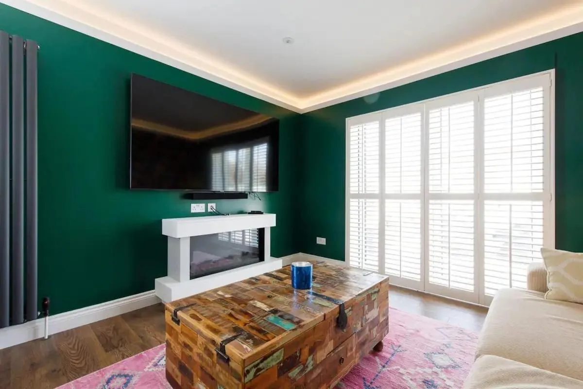 Other in The Kite House