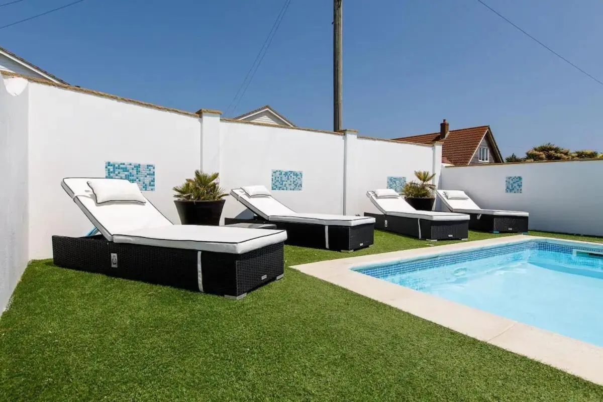 Pool view in The Kite House