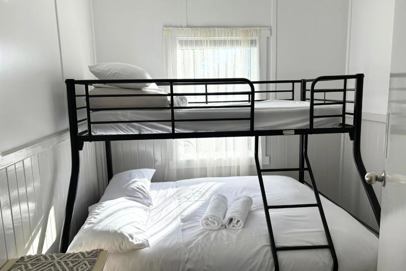 Bed in BIG4 Tassie Getaway Park Stanley