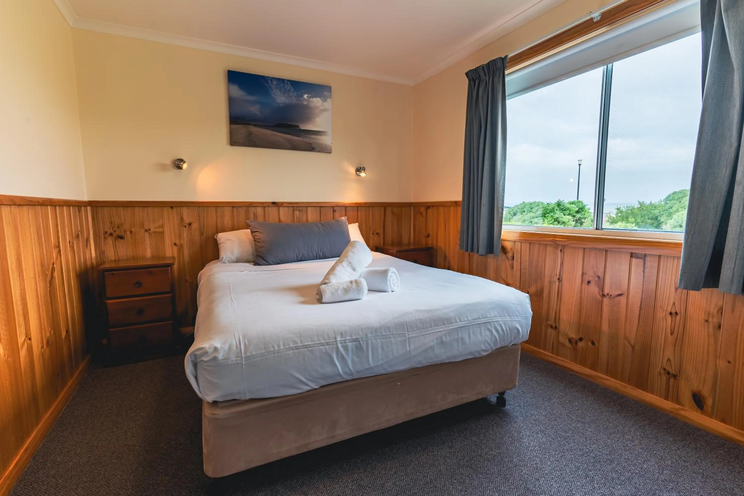 Bed in BIG4 Tassie Getaway Park Stanley