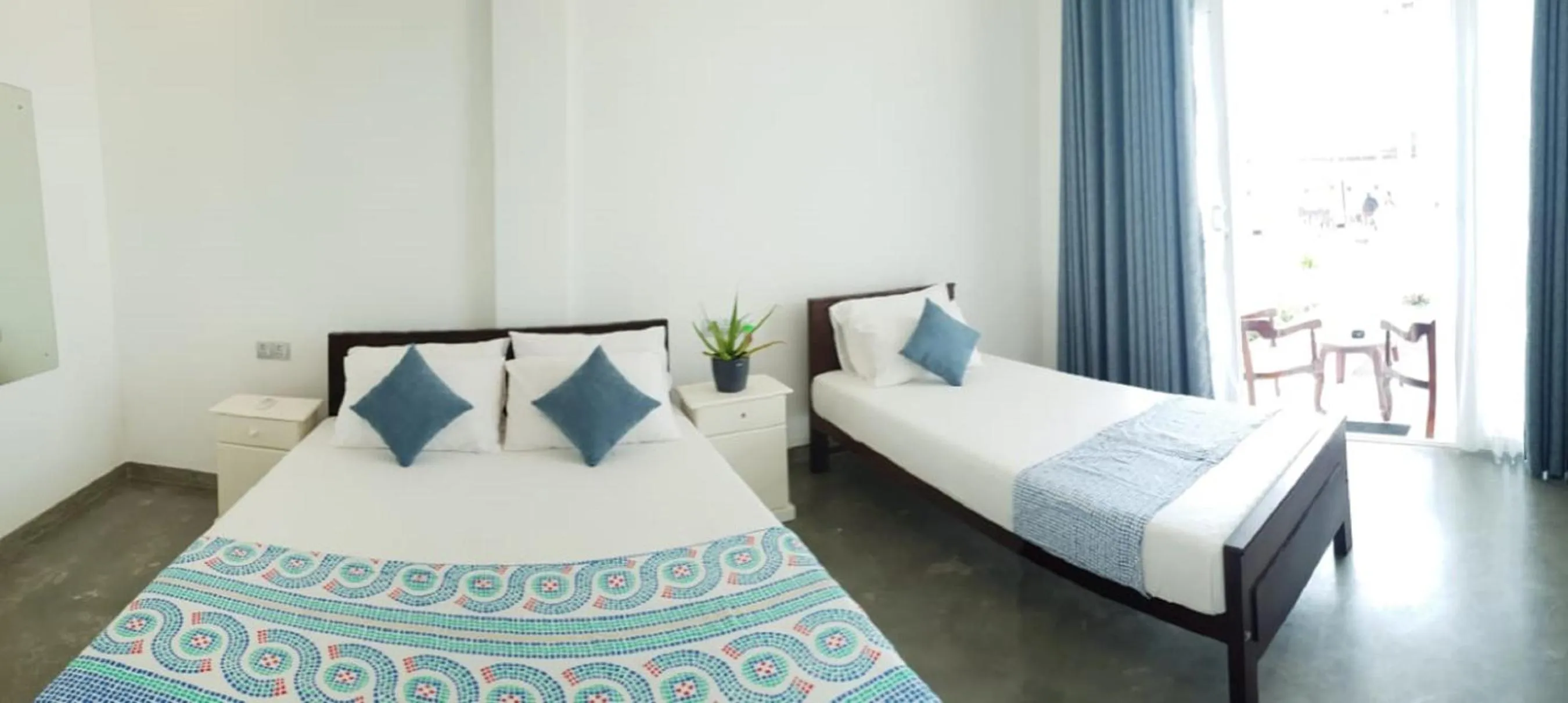 Bedroom, Bed in Hotel Blue Note