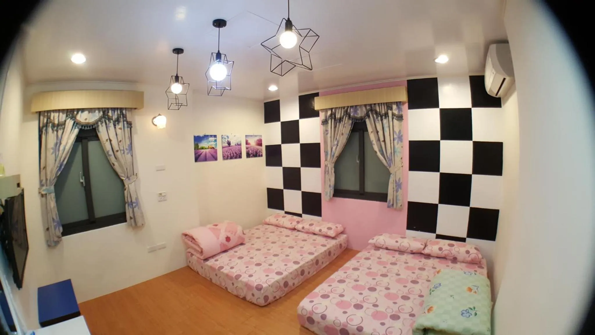 Bed in 龍園旅館Long Yuan Hotel