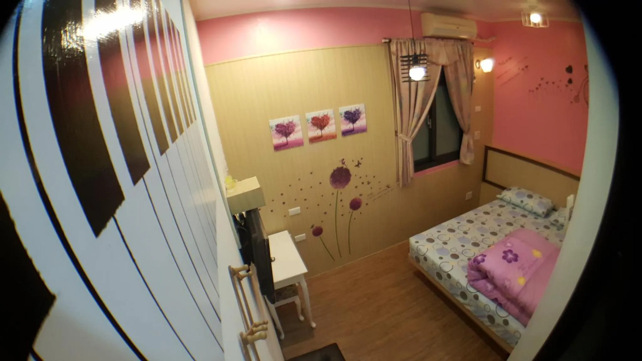 Bed in 龍園旅館Long Yuan Hotel