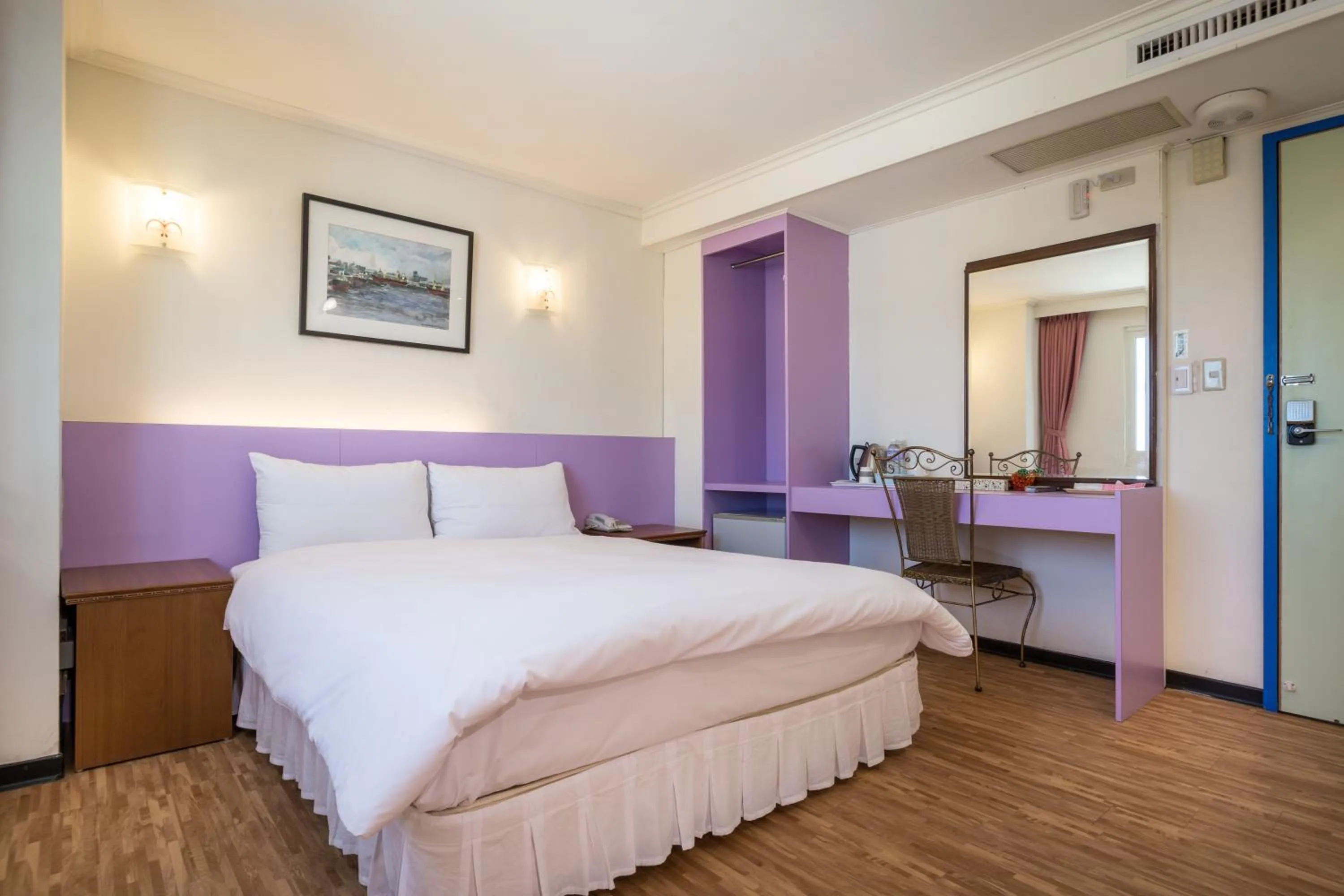 Other, Bed in Apple Hotel