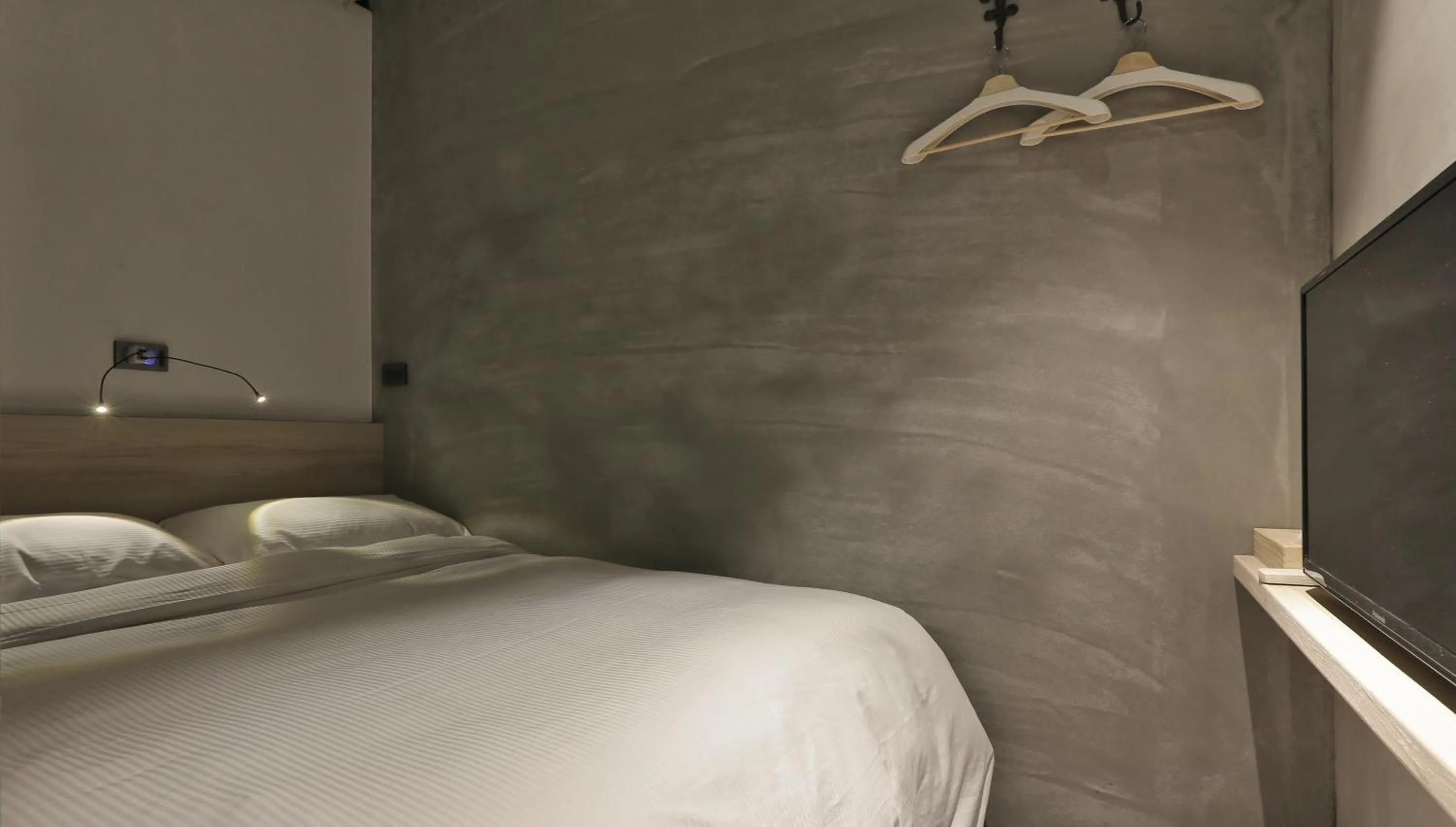 Photo of the whole room, Bed in MINI HOTELS (Feng Jia Branch)