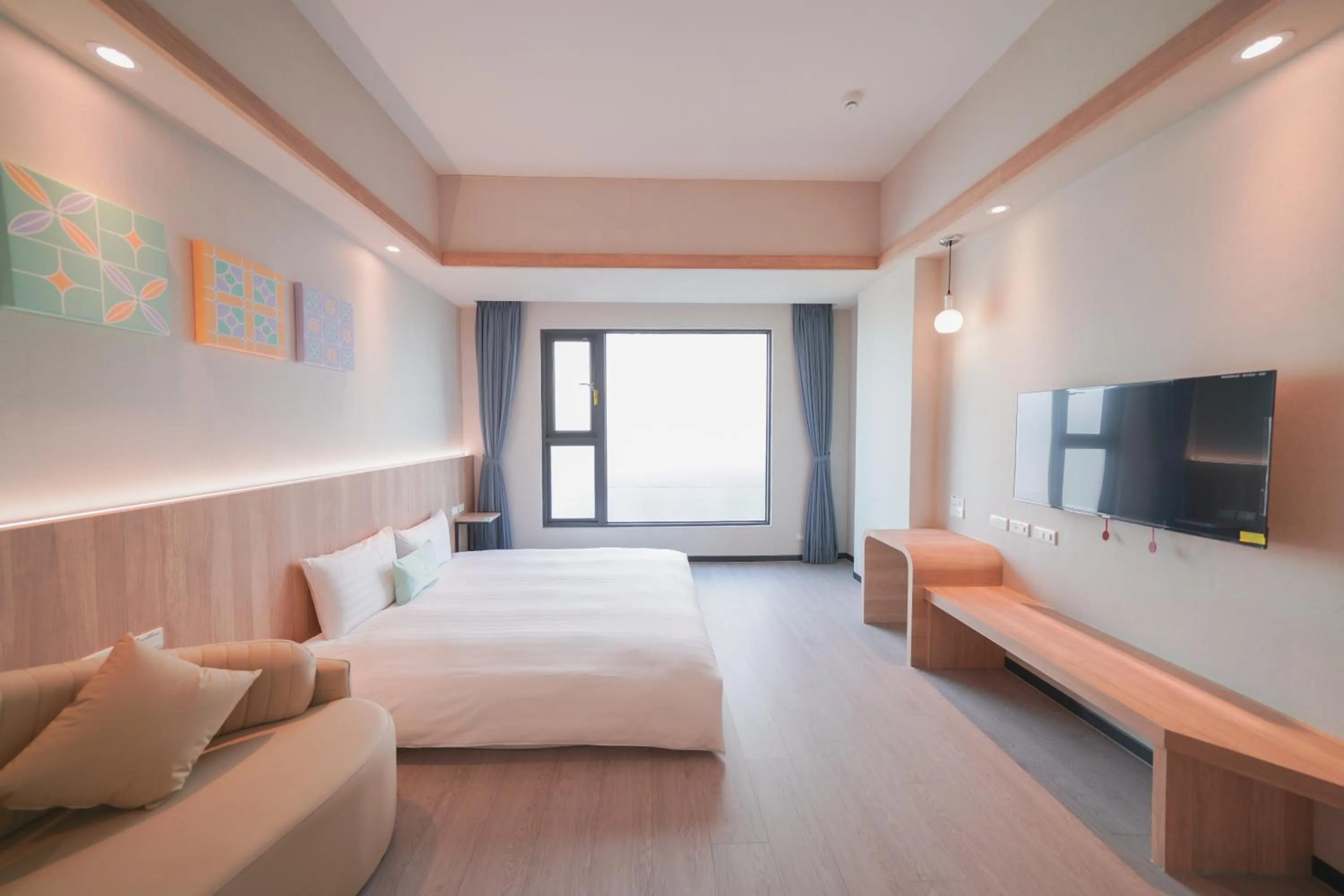 Photo of the whole room, Bed in Hotel Liyaou