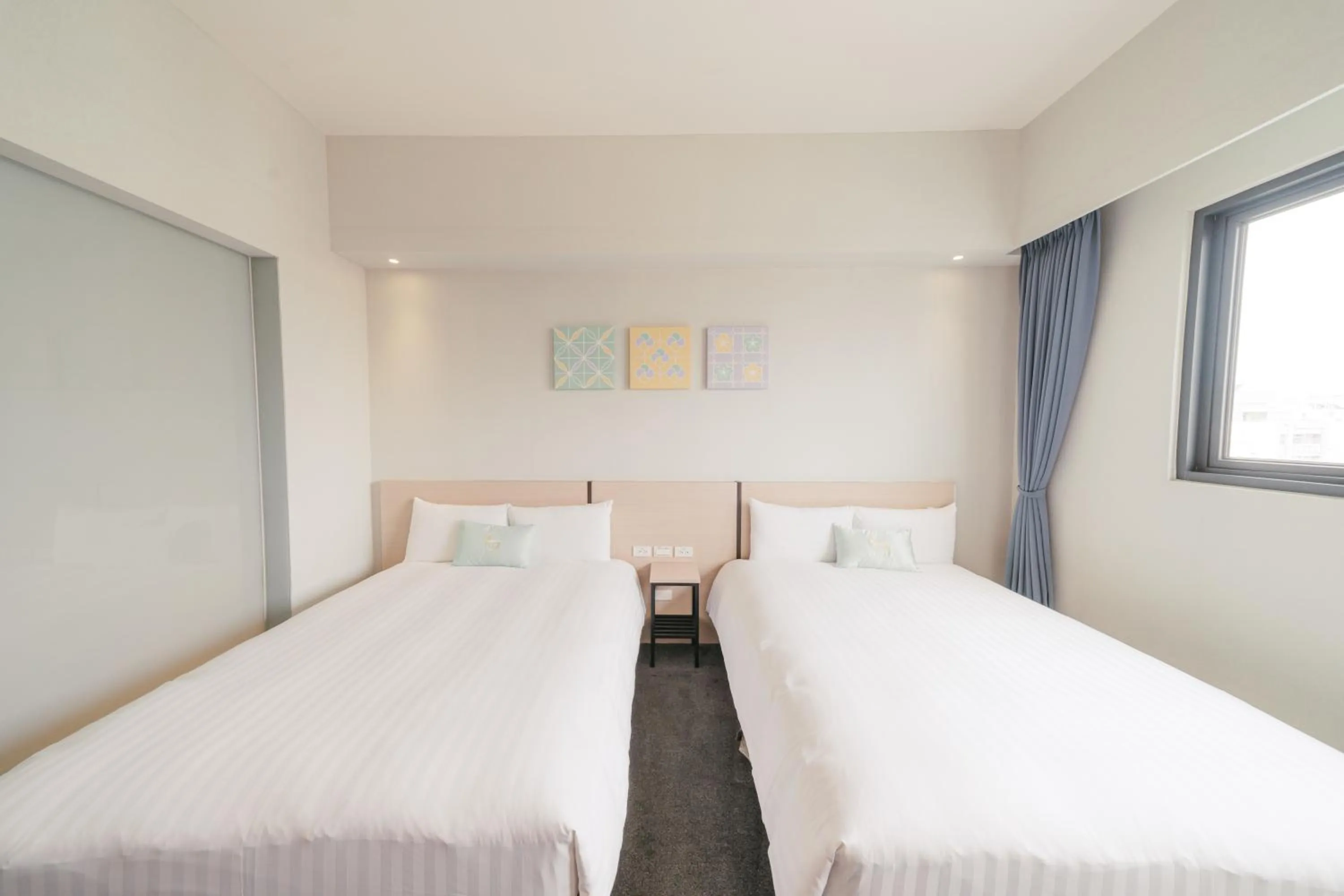 Photo of the whole room, Bed in Hotel Liyaou