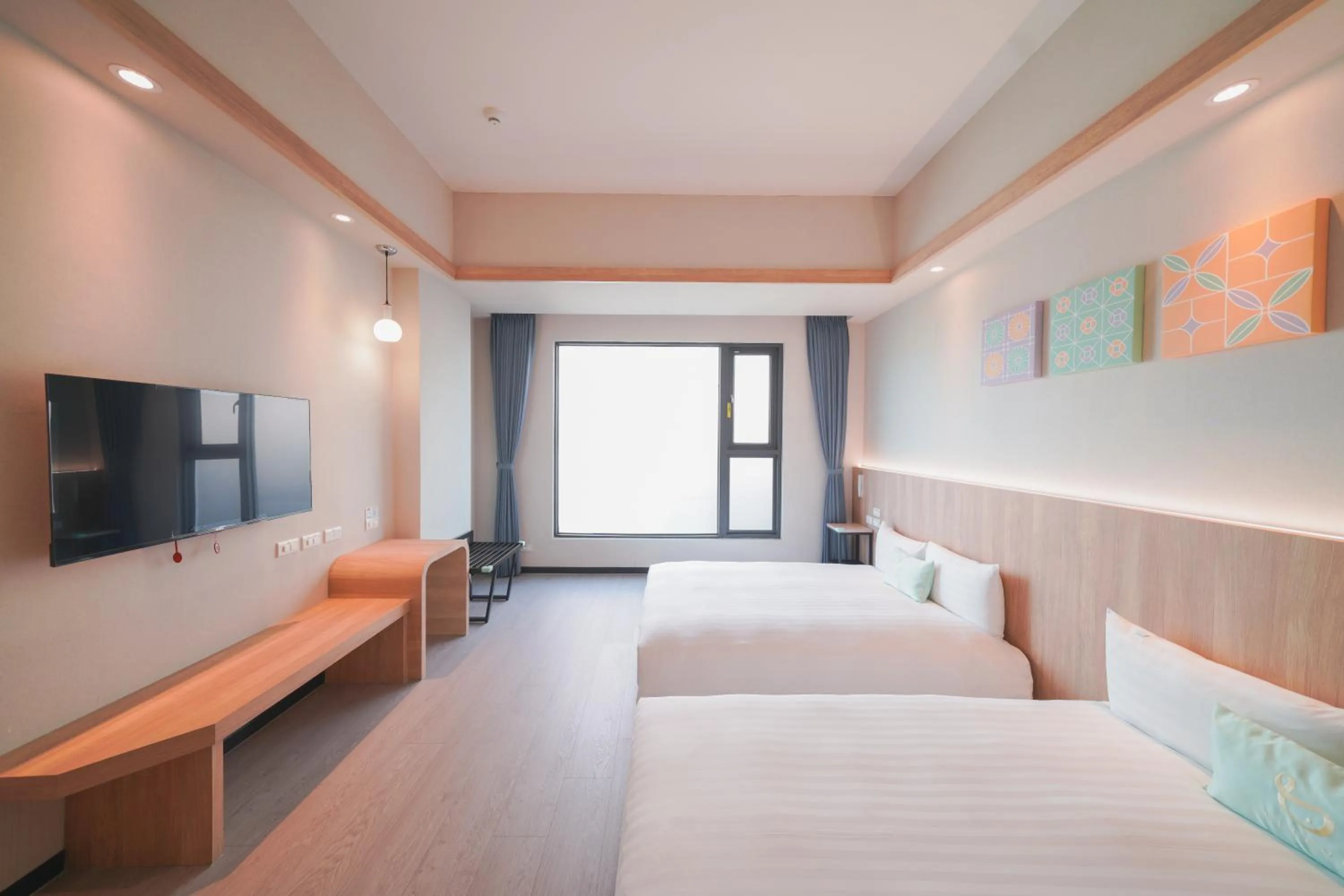 Photo of the whole room, Bed in Hotel Liyaou