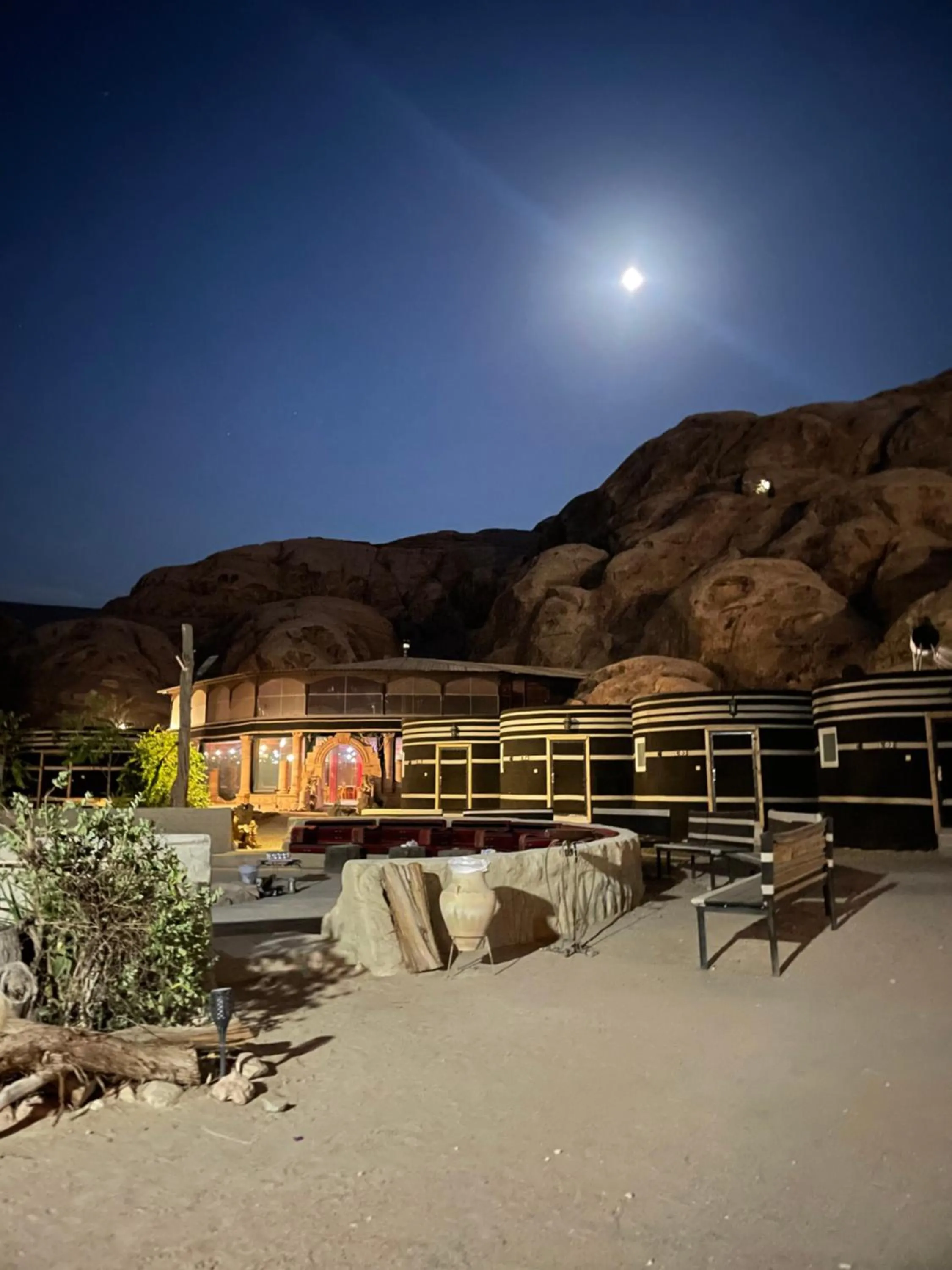 Deluxe Twin Tent in Little Petra Bedouin Camp