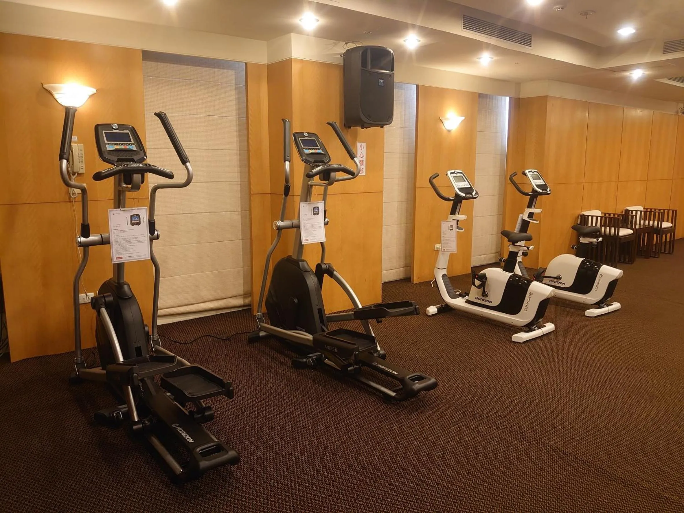 Fitness centre/facilities in Grand View Hotel