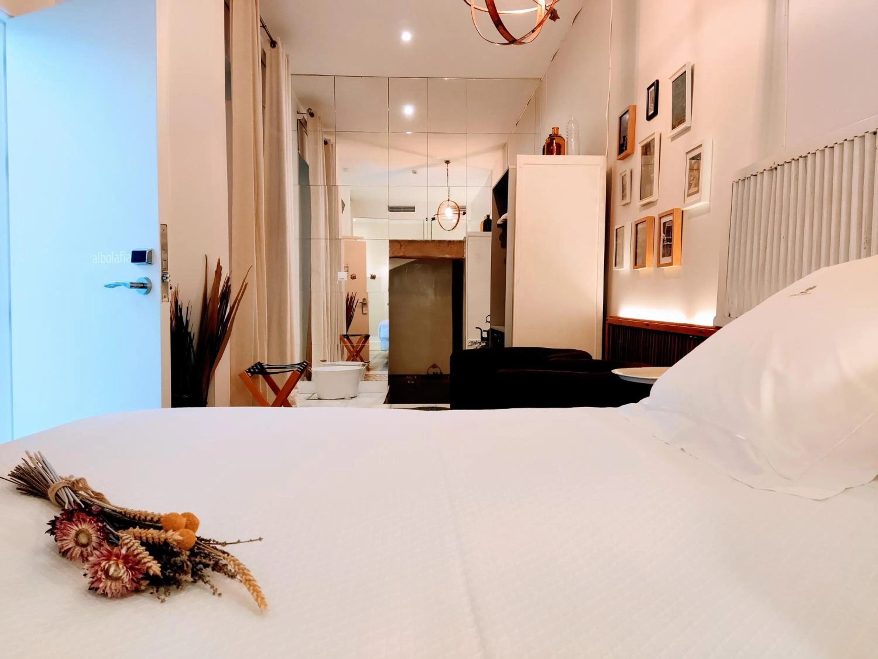 Bed in Hotel Madinat