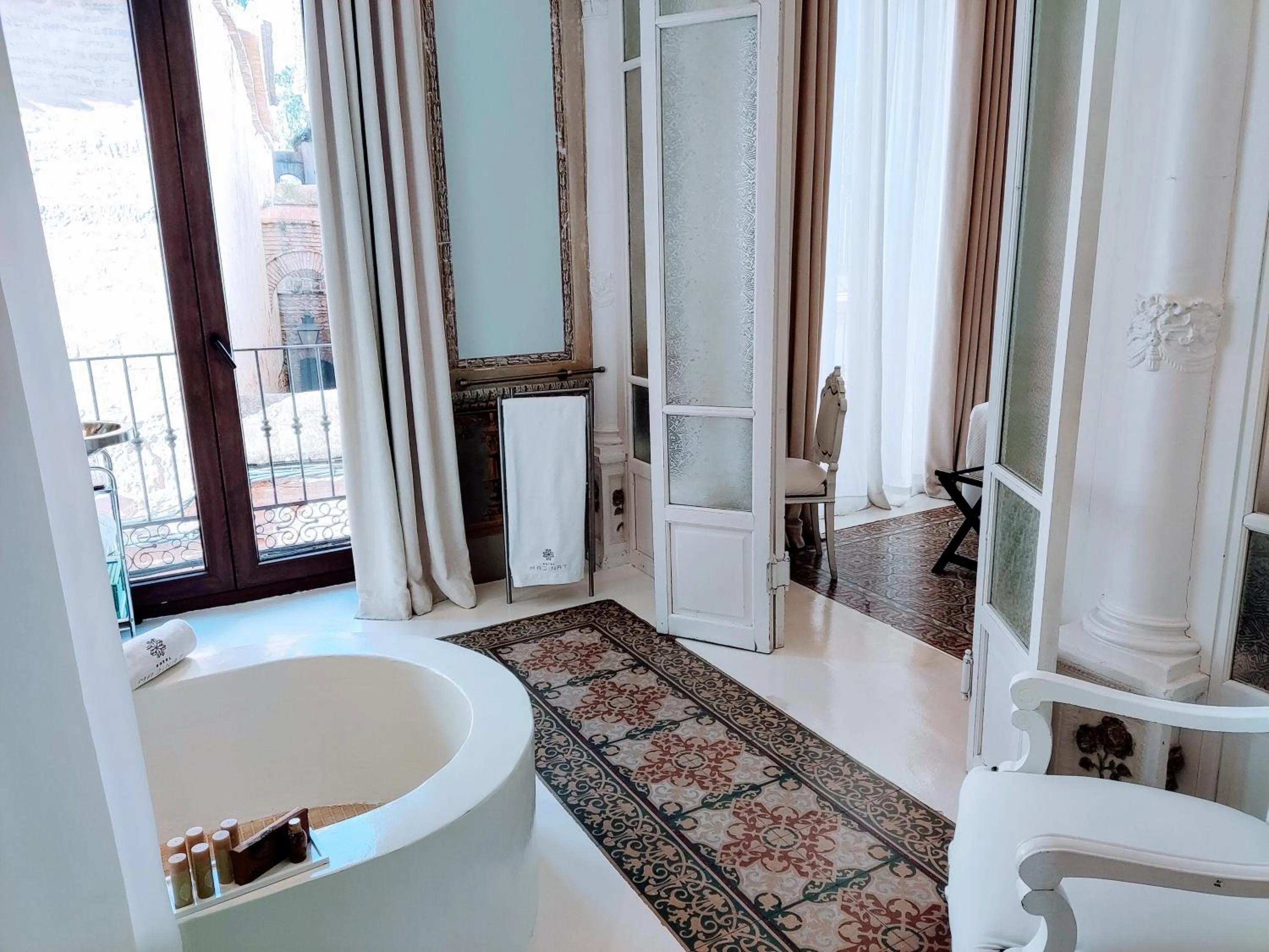 Bath in Hotel Madinat